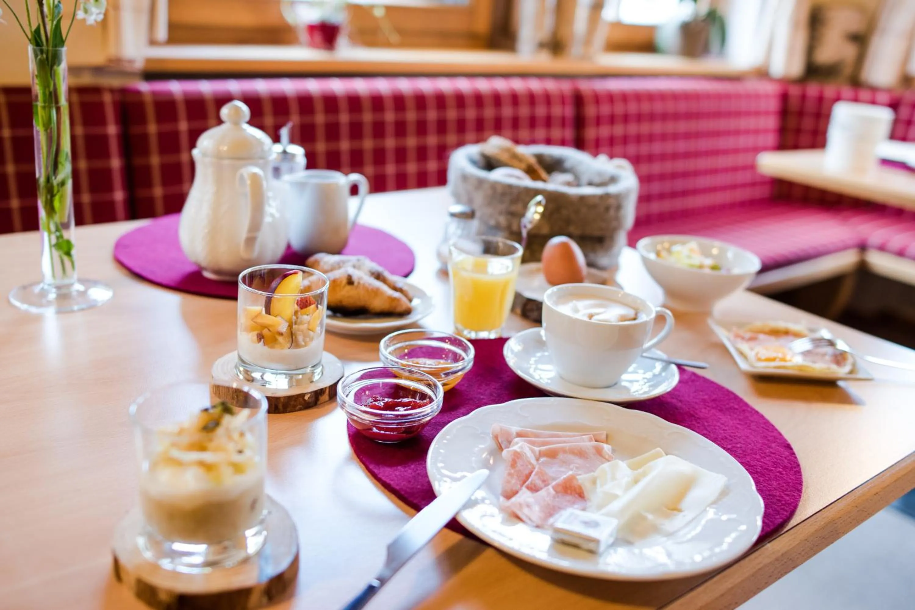 Food in Garni Ortles