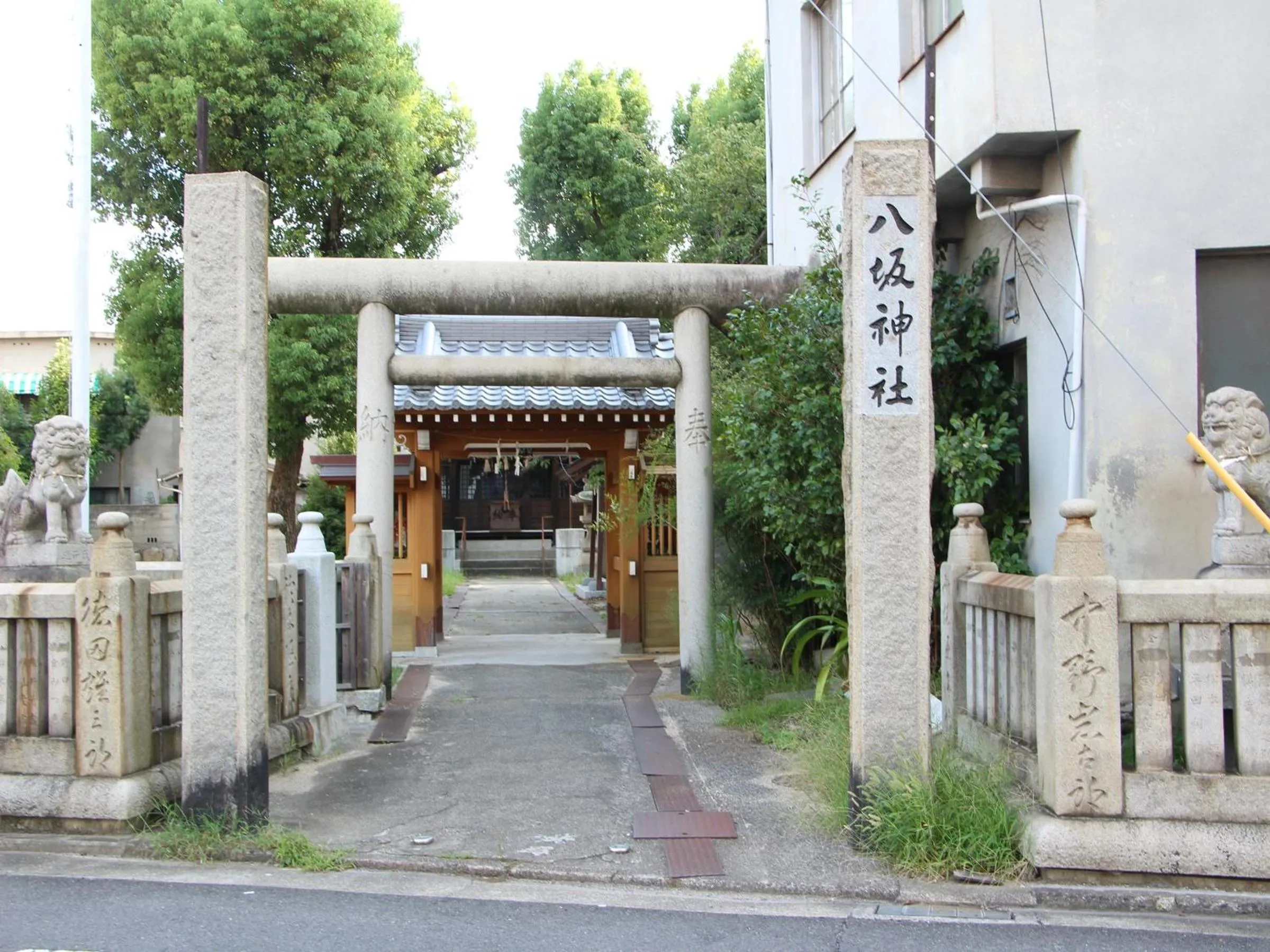 Nearby landmark in TRAVEL&BOOK HOTEL HULATONCABIN TAKAMATSU