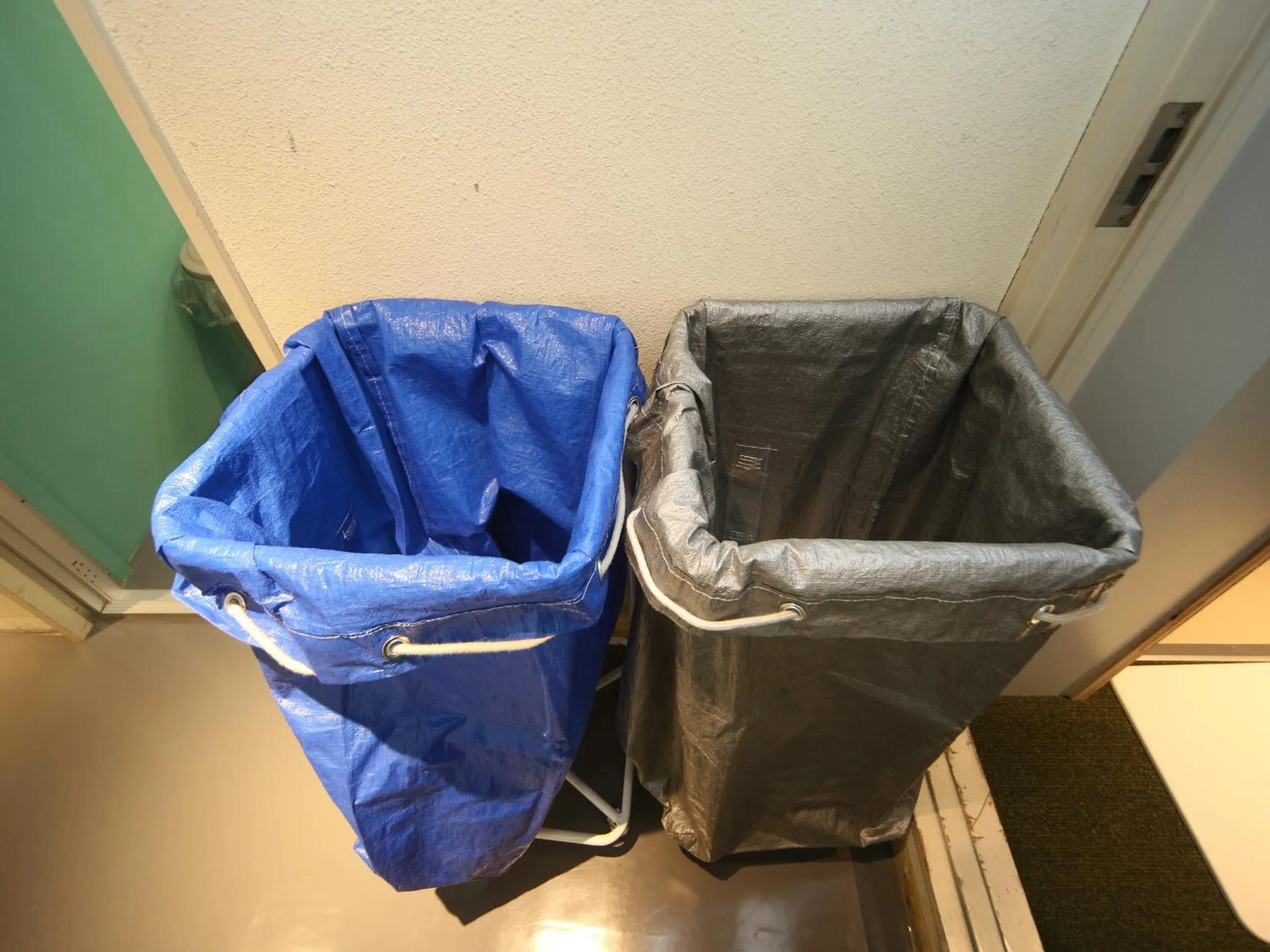 laundry in TRAVEL&BOOK HOTEL HULATONCABIN TAKAMATSU