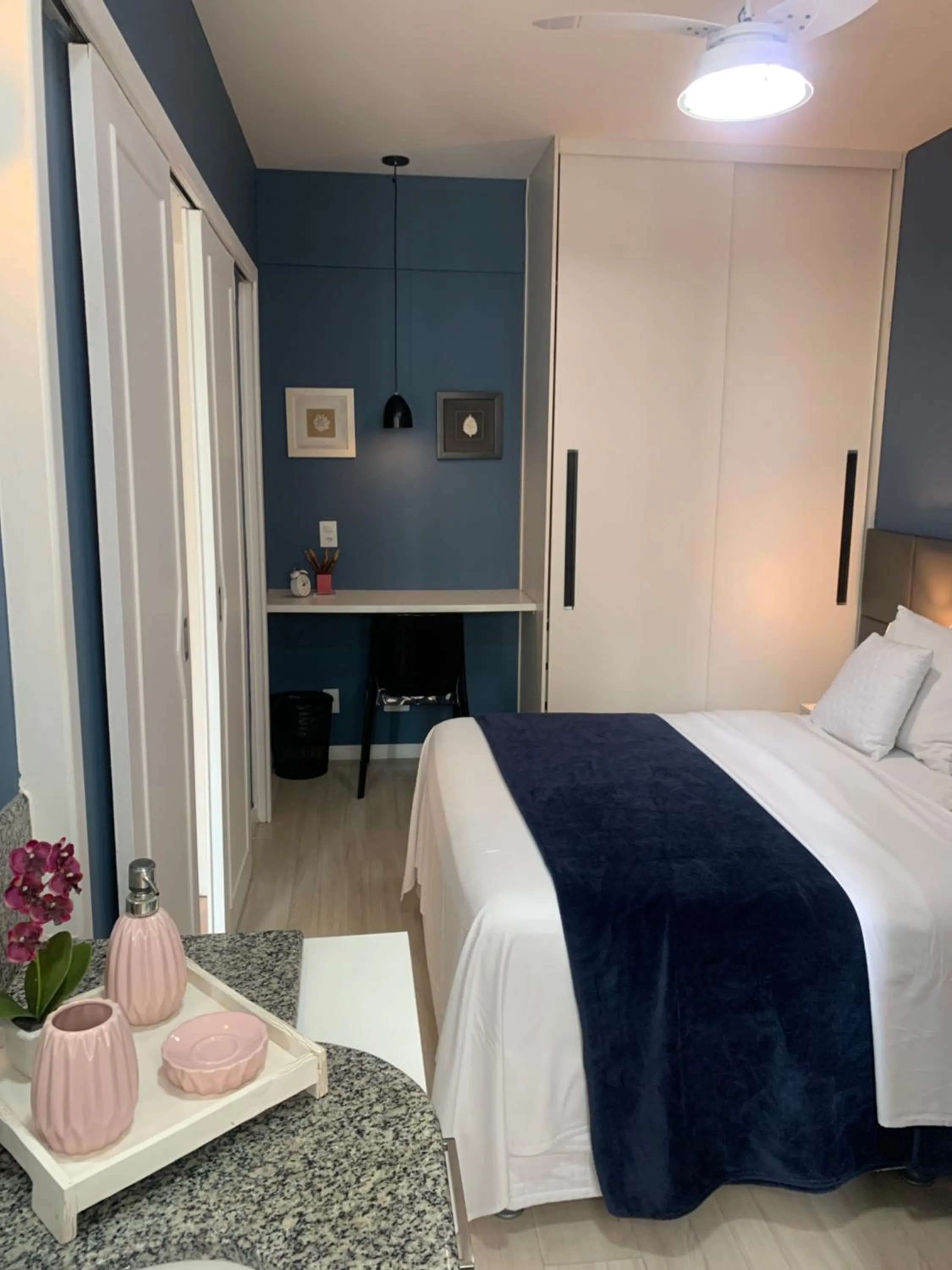 Photo of the whole room, Bed in Ocean Flat Premium com vista para o mar