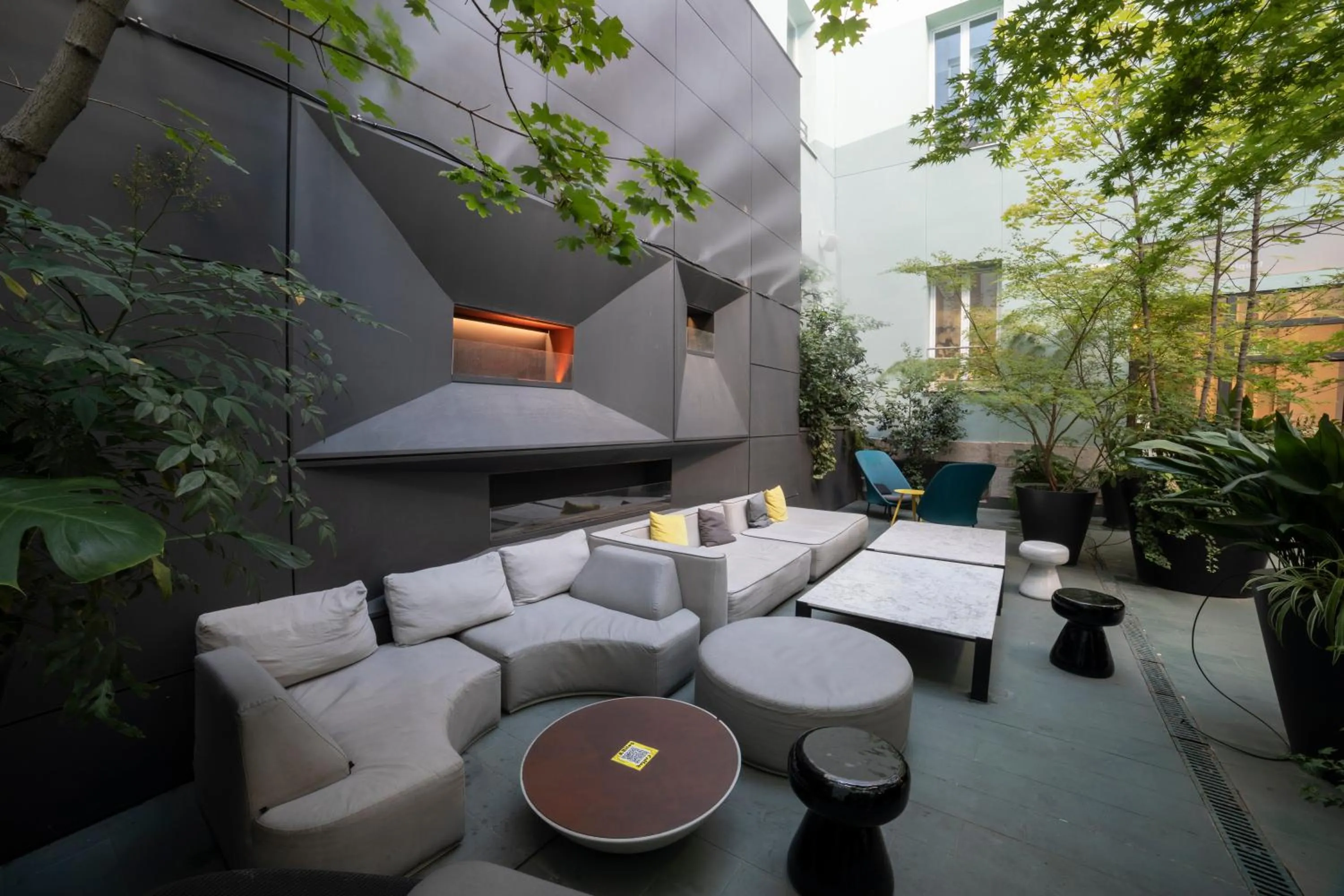 Patio in Petit Palace Santa Bárbara