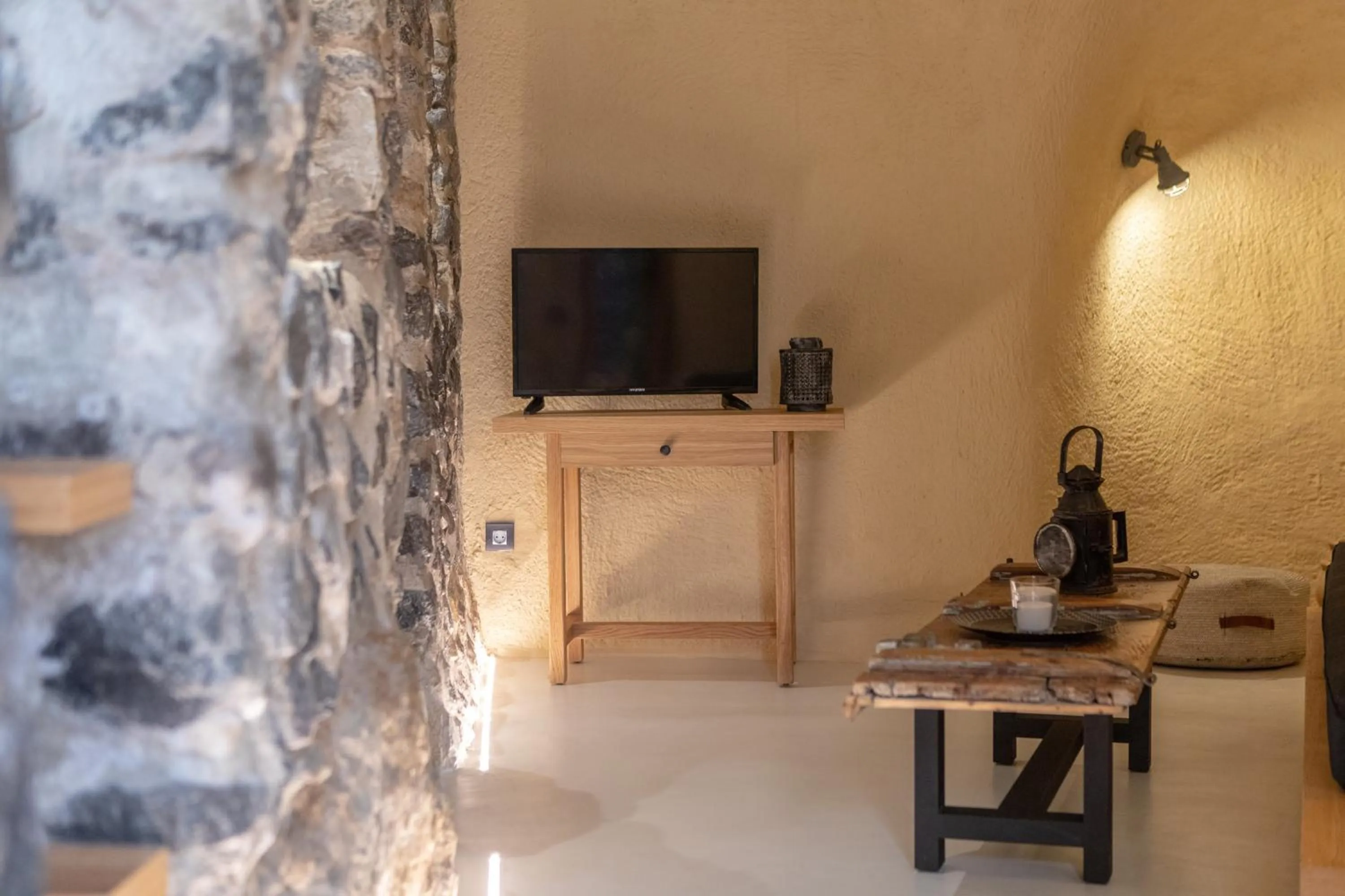 TV and multimedia in Nalas Suites