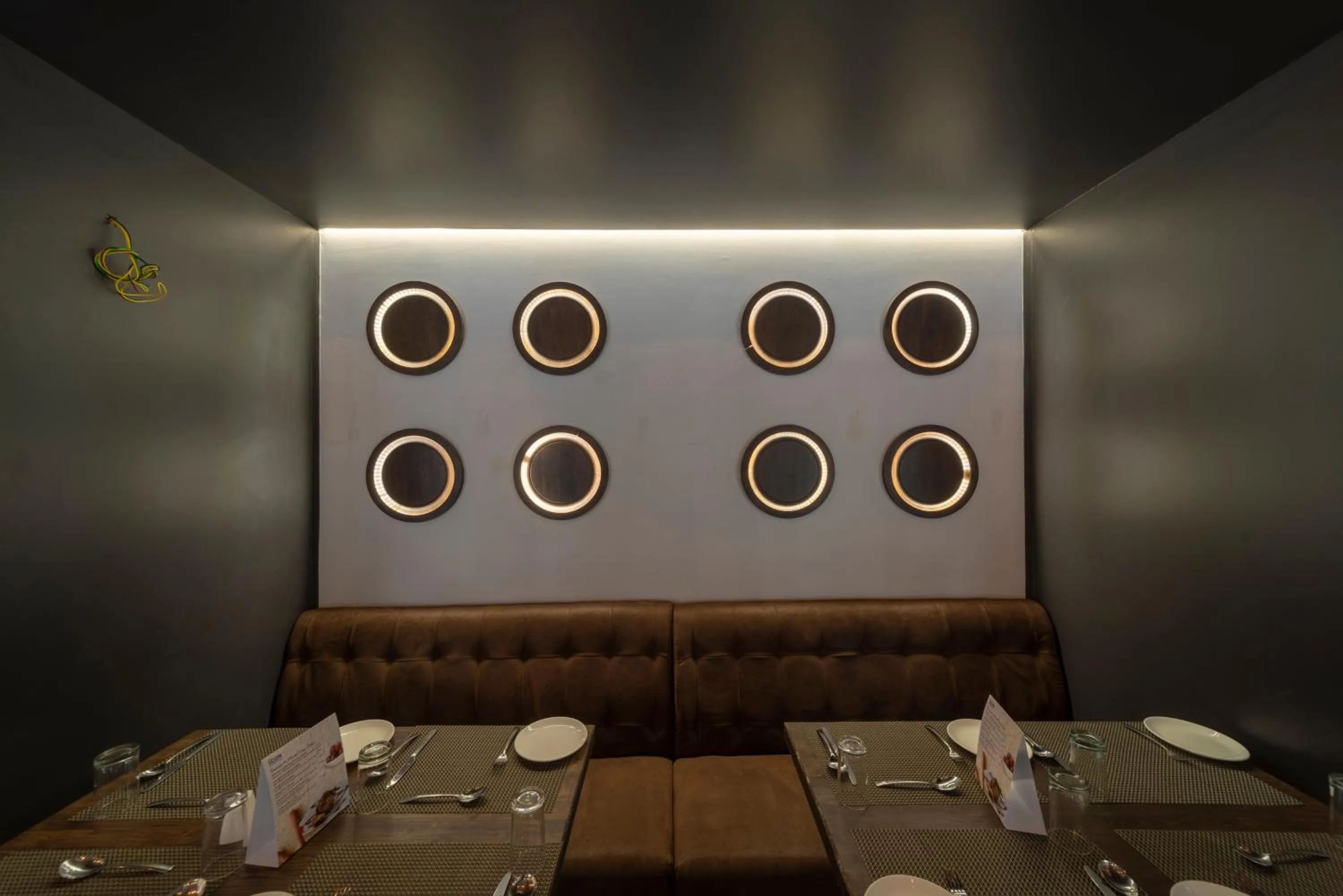 Restaurant/places to eat in ICON Boutique by Bhagini