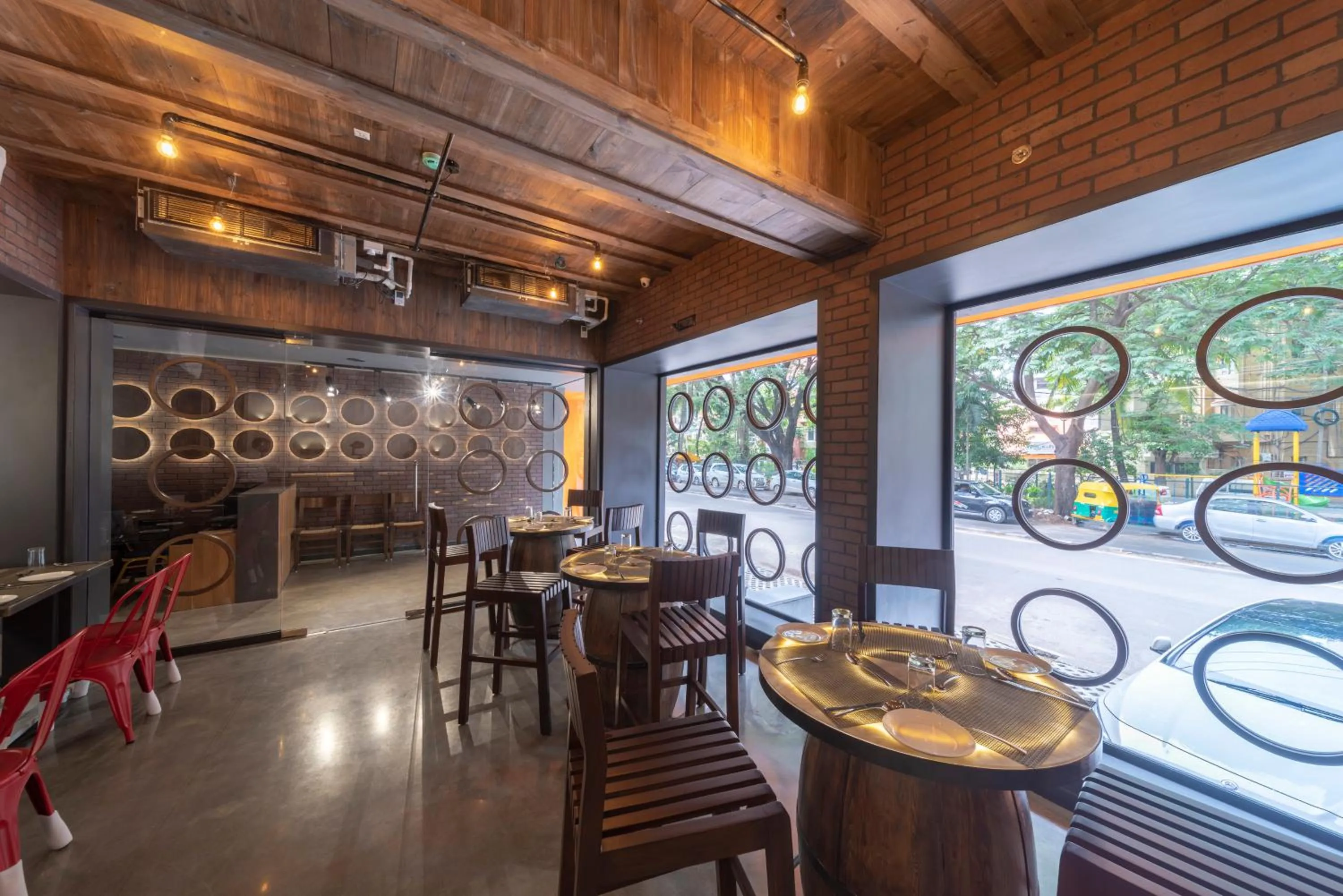 Restaurant/places to eat in ICON Boutique by Bhagini