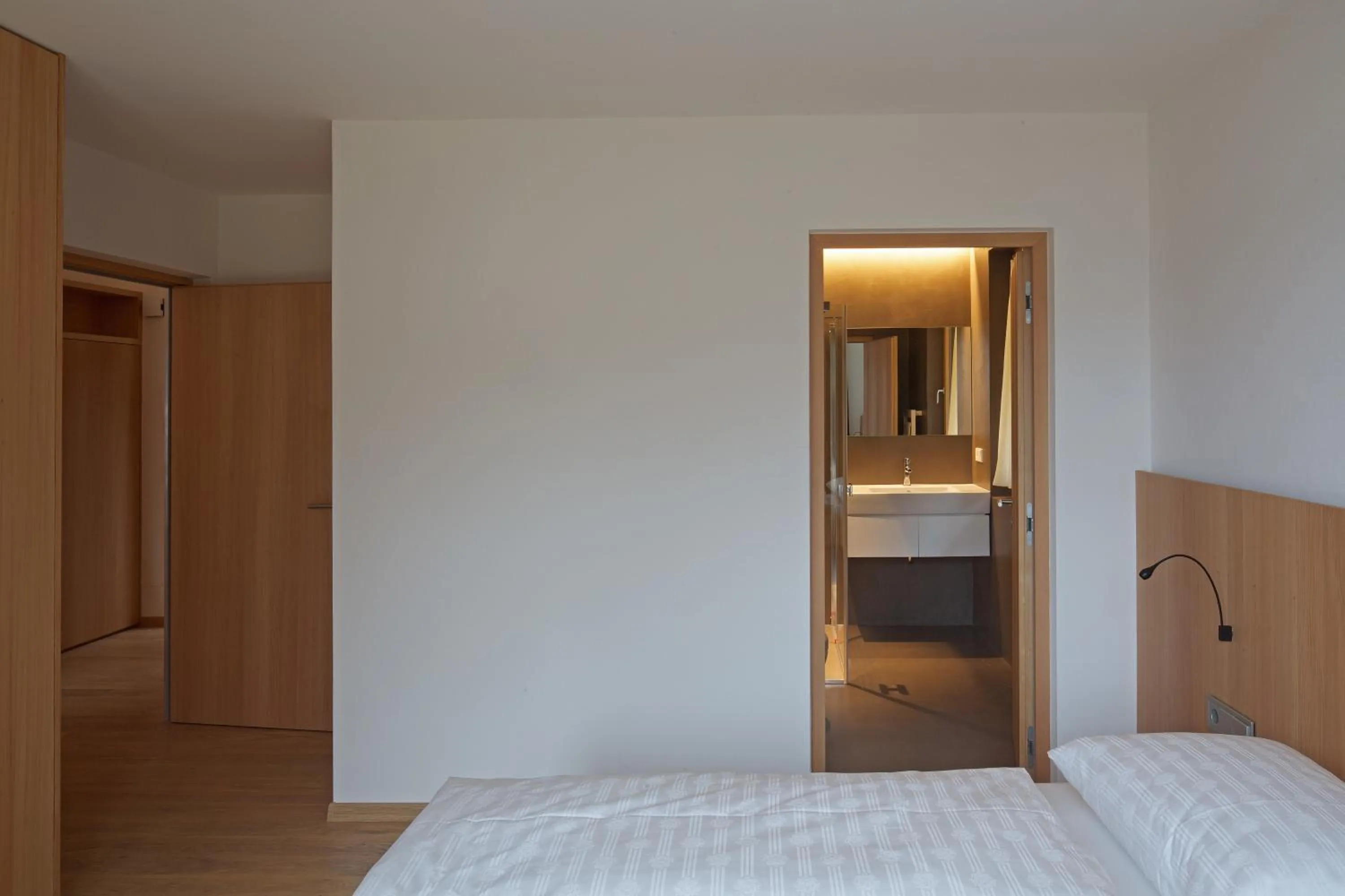 Bathroom, Bed in Residence Larciunei