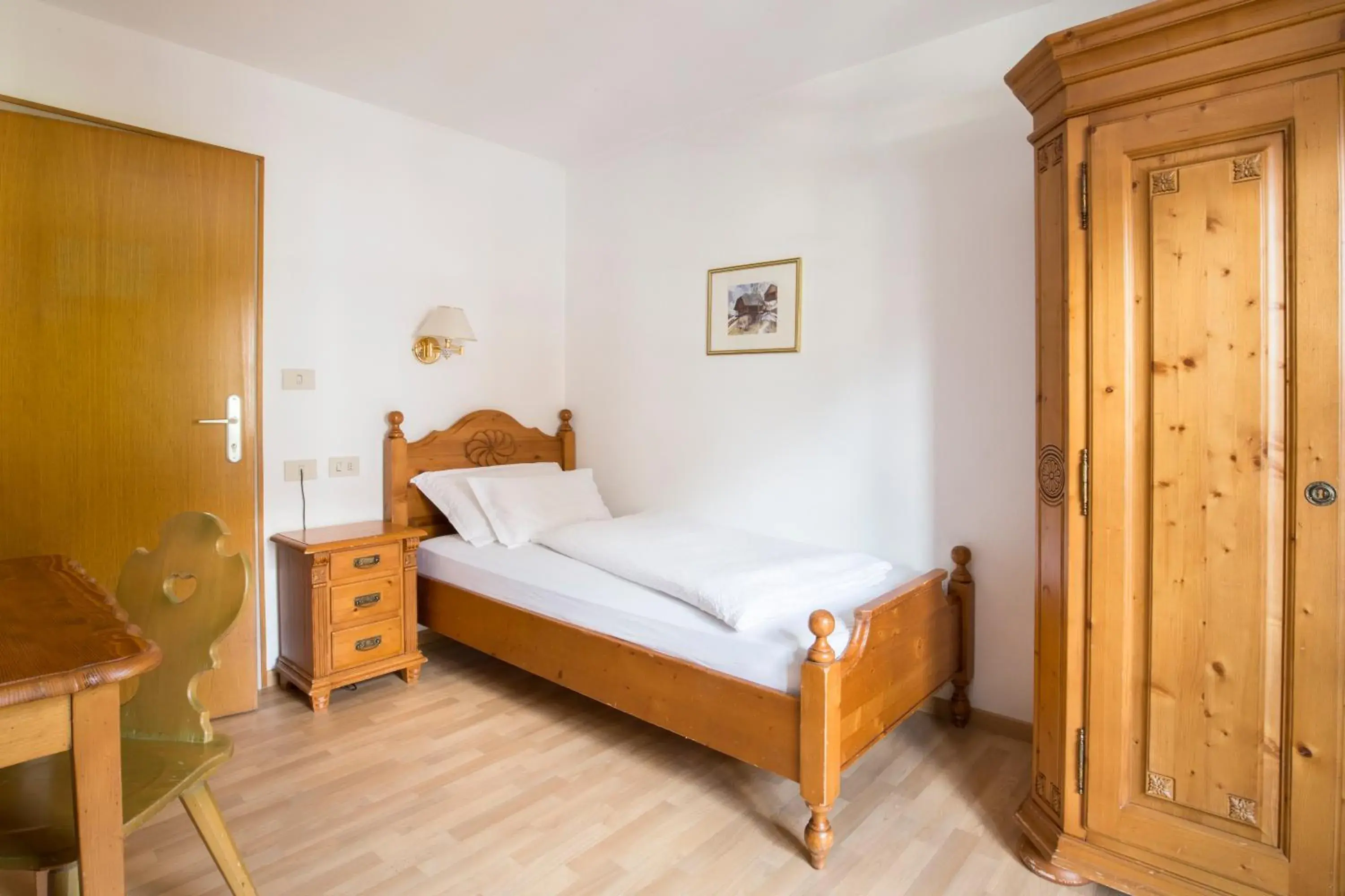 Classic Single Room with Balcony in Hotel Erika Classic Single Room with Balcony in Hotel Erika