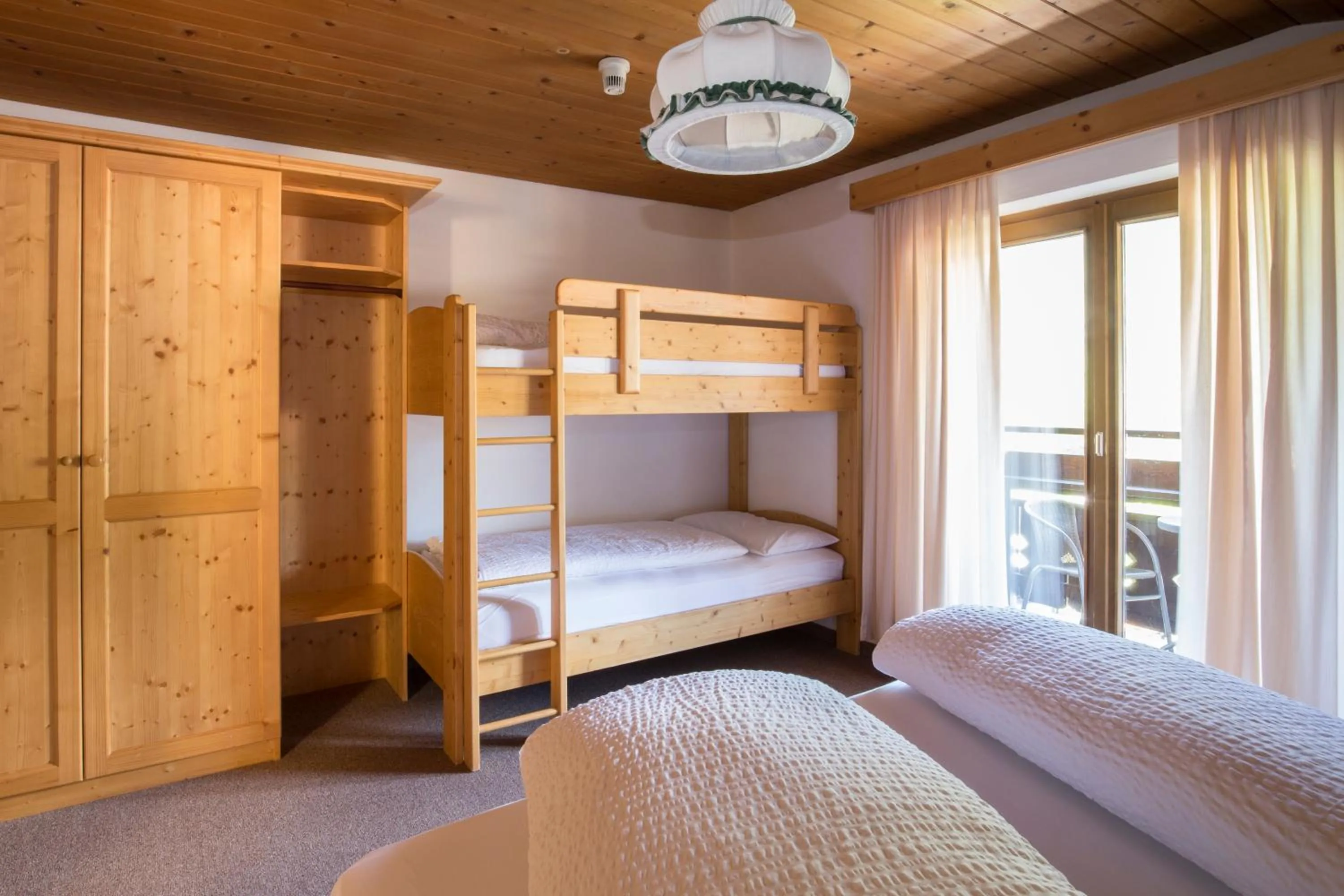 bunk bed, Bed in Hotel Erika