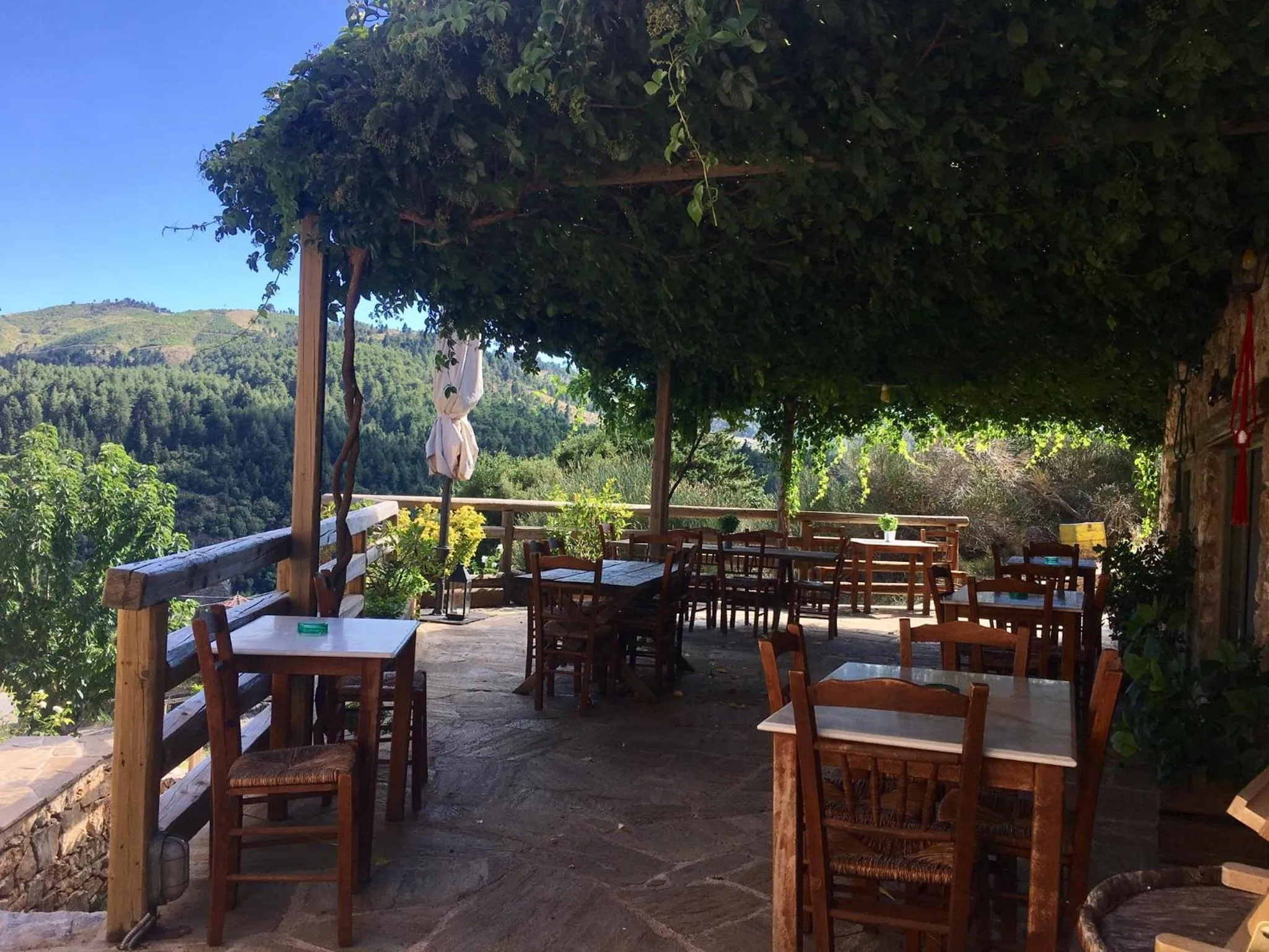 Property building in Pritanio