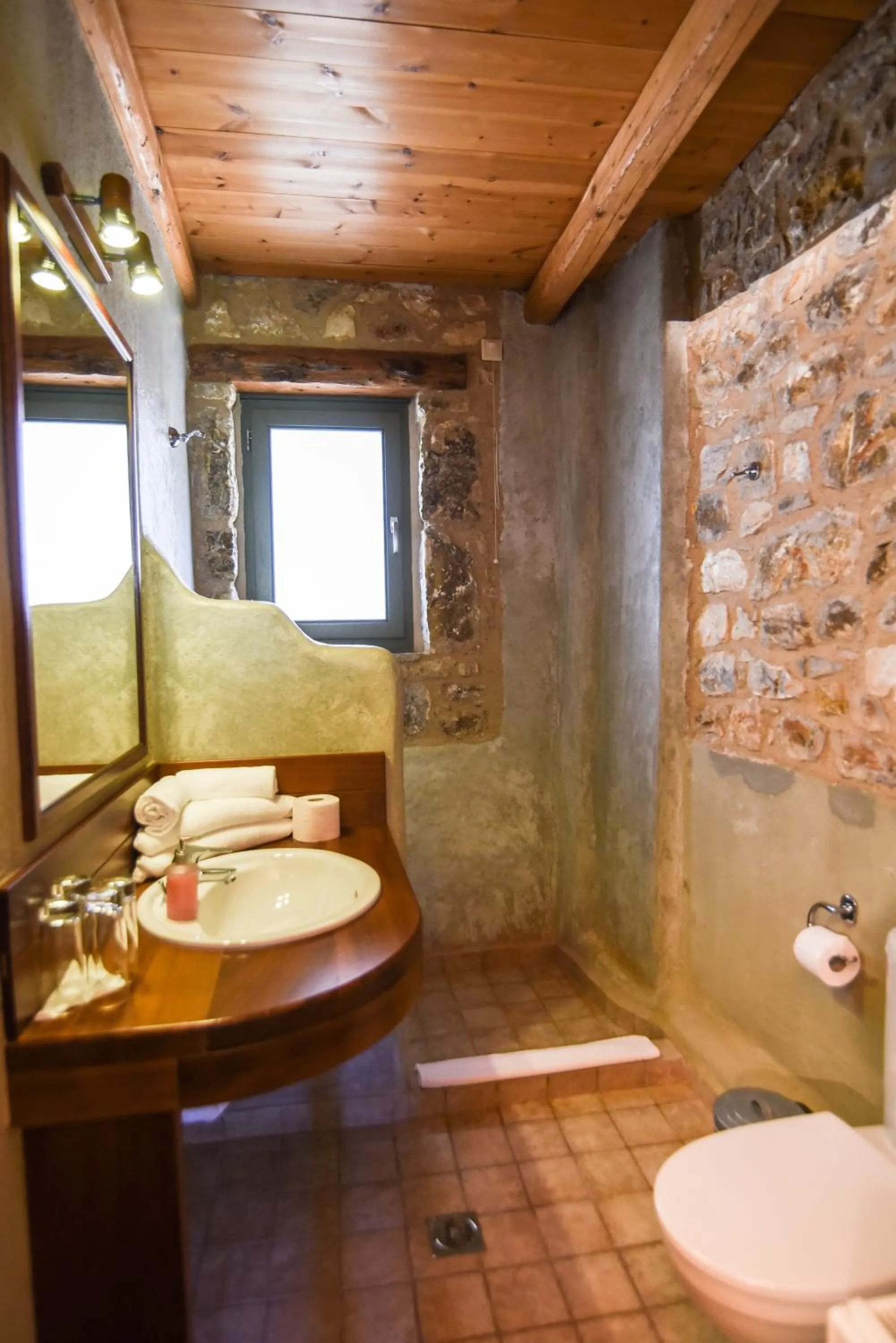 Bathroom in Pritanio