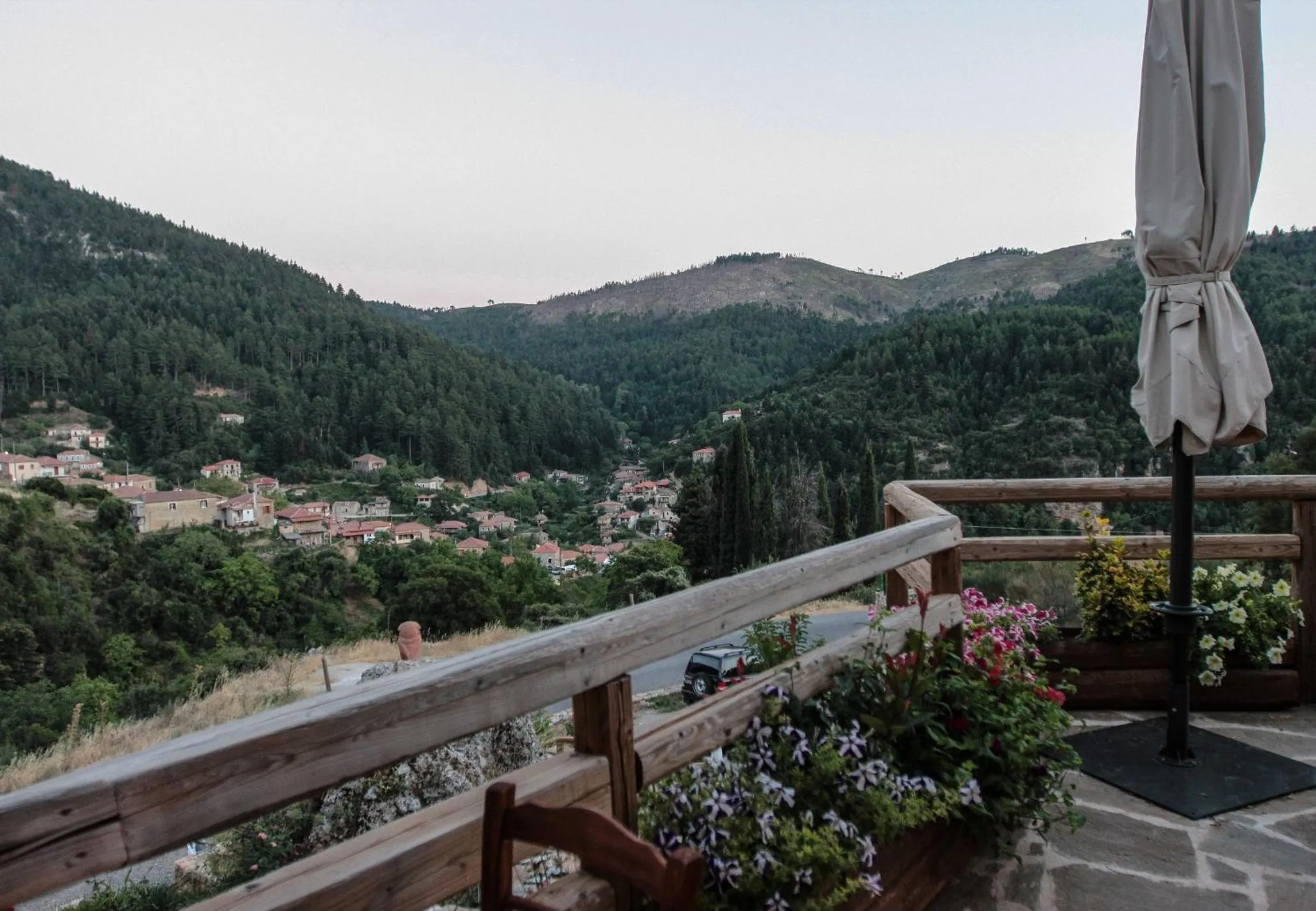 Restaurant/places to eat in Pritanio