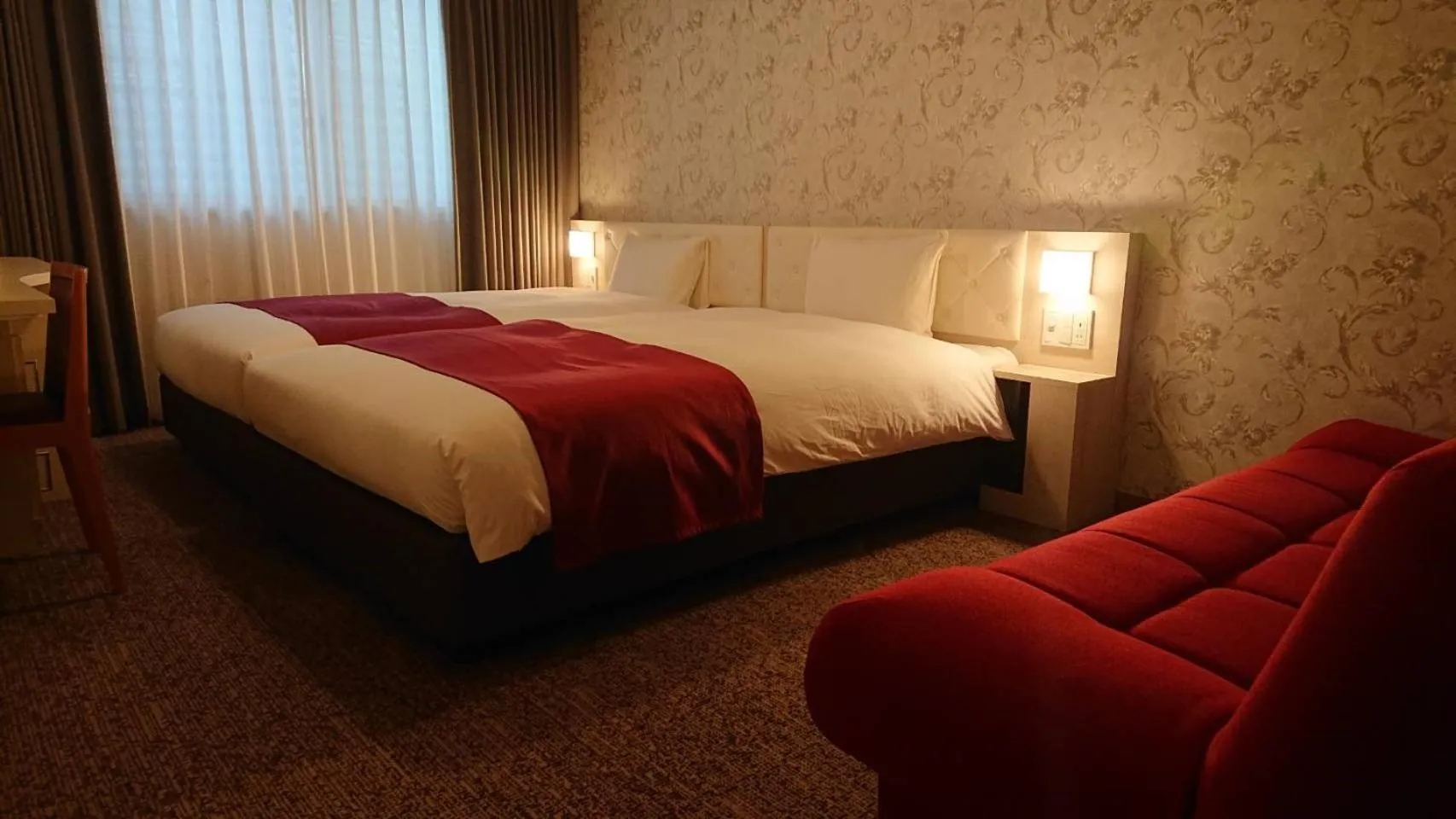 Photo of the whole room, Bed in Hotel Rosso Karuizawa