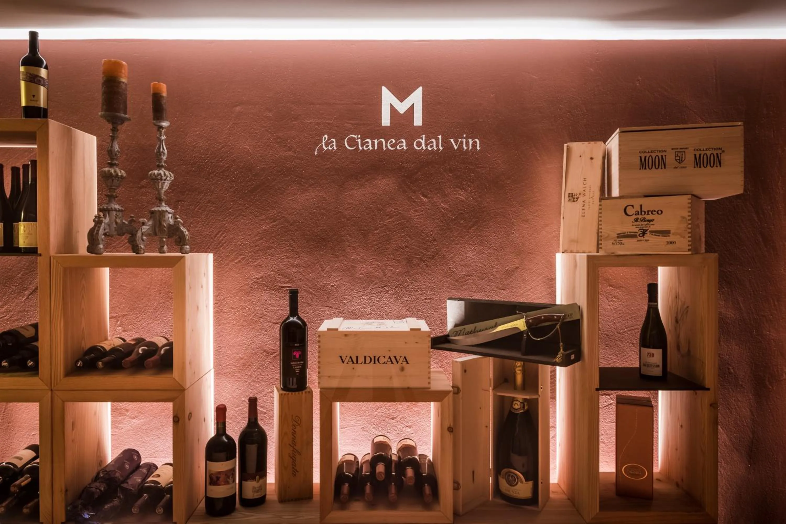 Alcoholic drinks in Hotel Mareo Dolomites