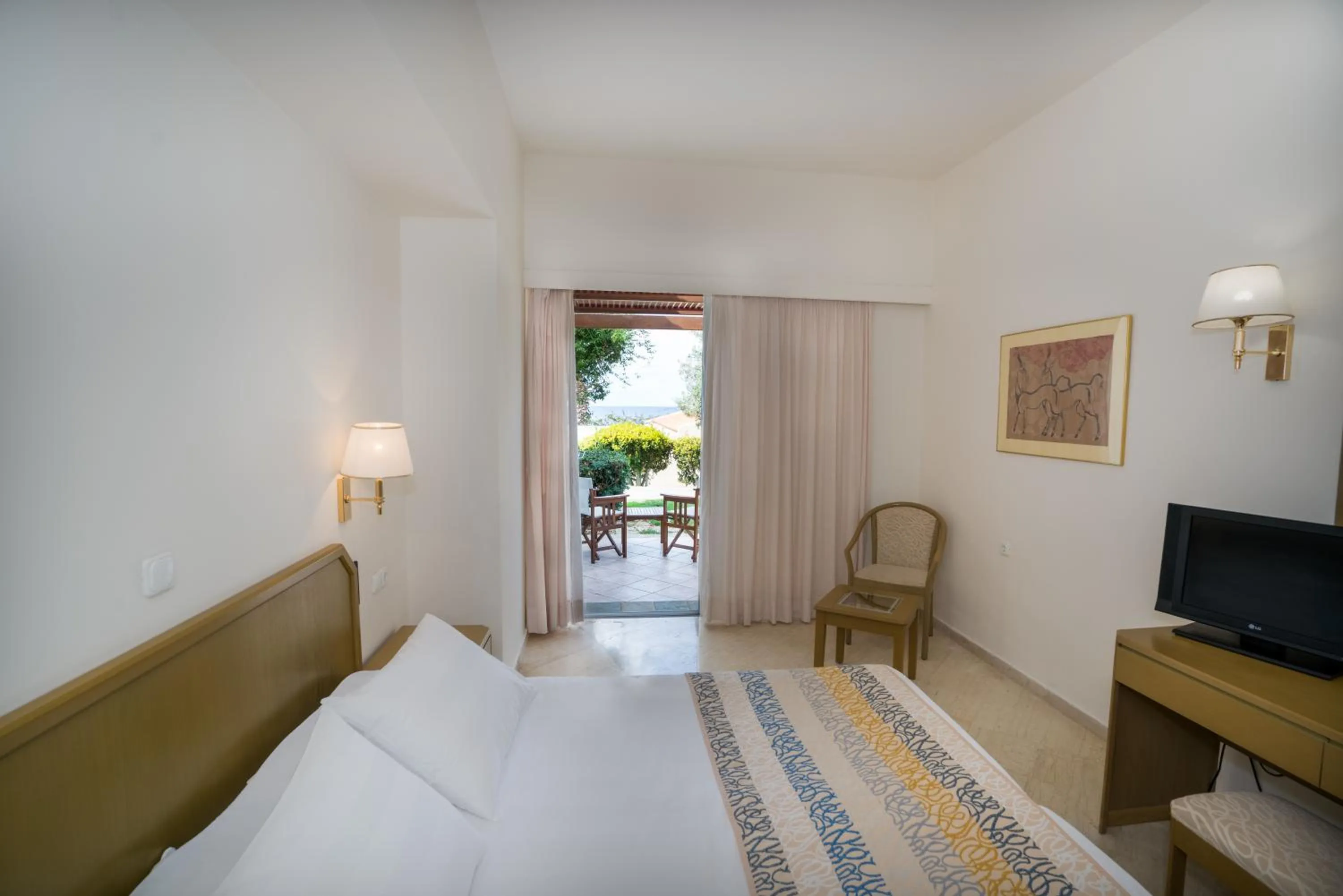 Bedroom, Bed in Iberostar Waves Creta Panorama & Mare