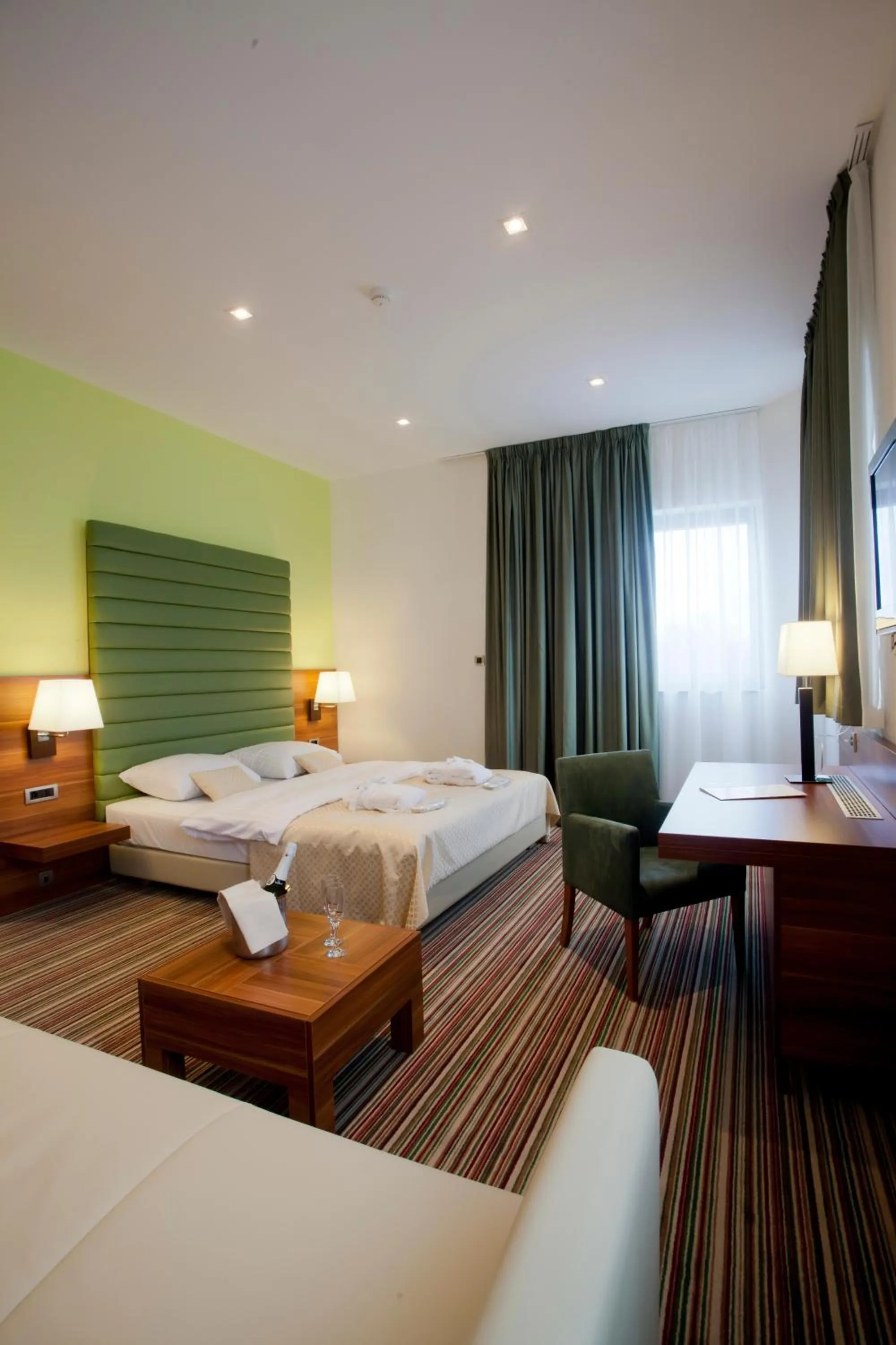 Photo of the whole room, Bed in Hotel Sport