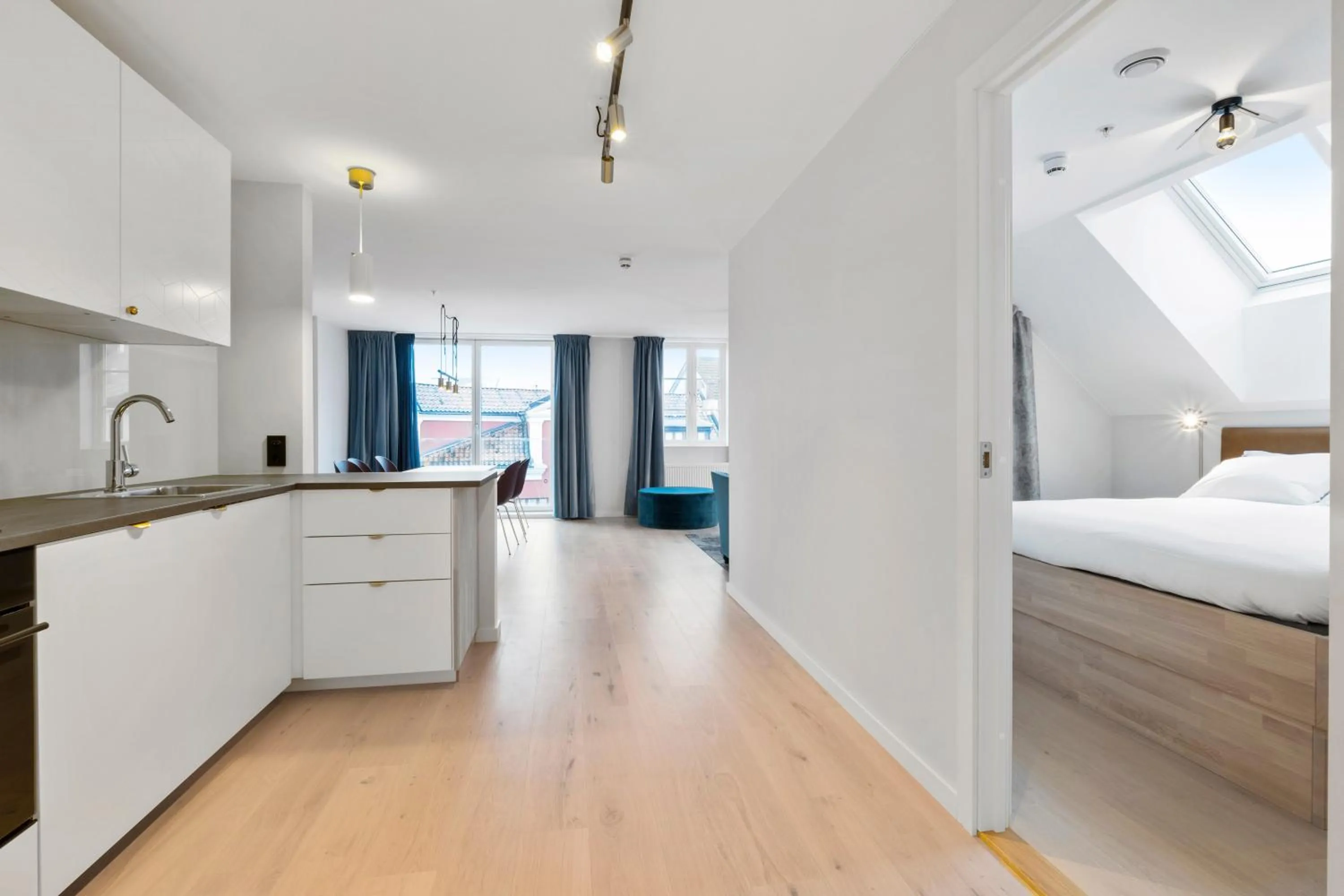 Photo of the whole room, Bed in VANDER - Sea Story