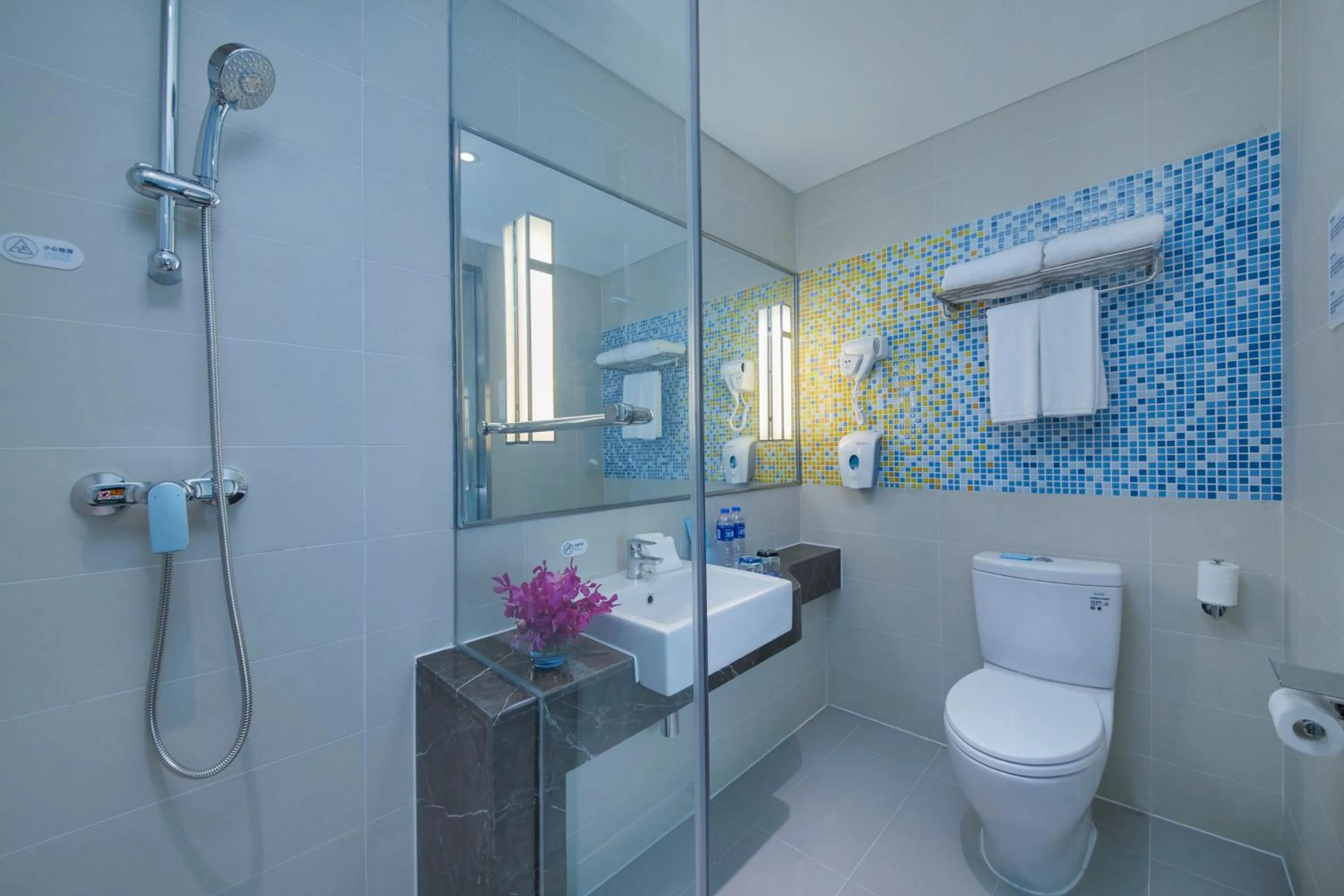 Bathroom in Holiday Inn Express Zhengzhou Longzi Lake by IHG