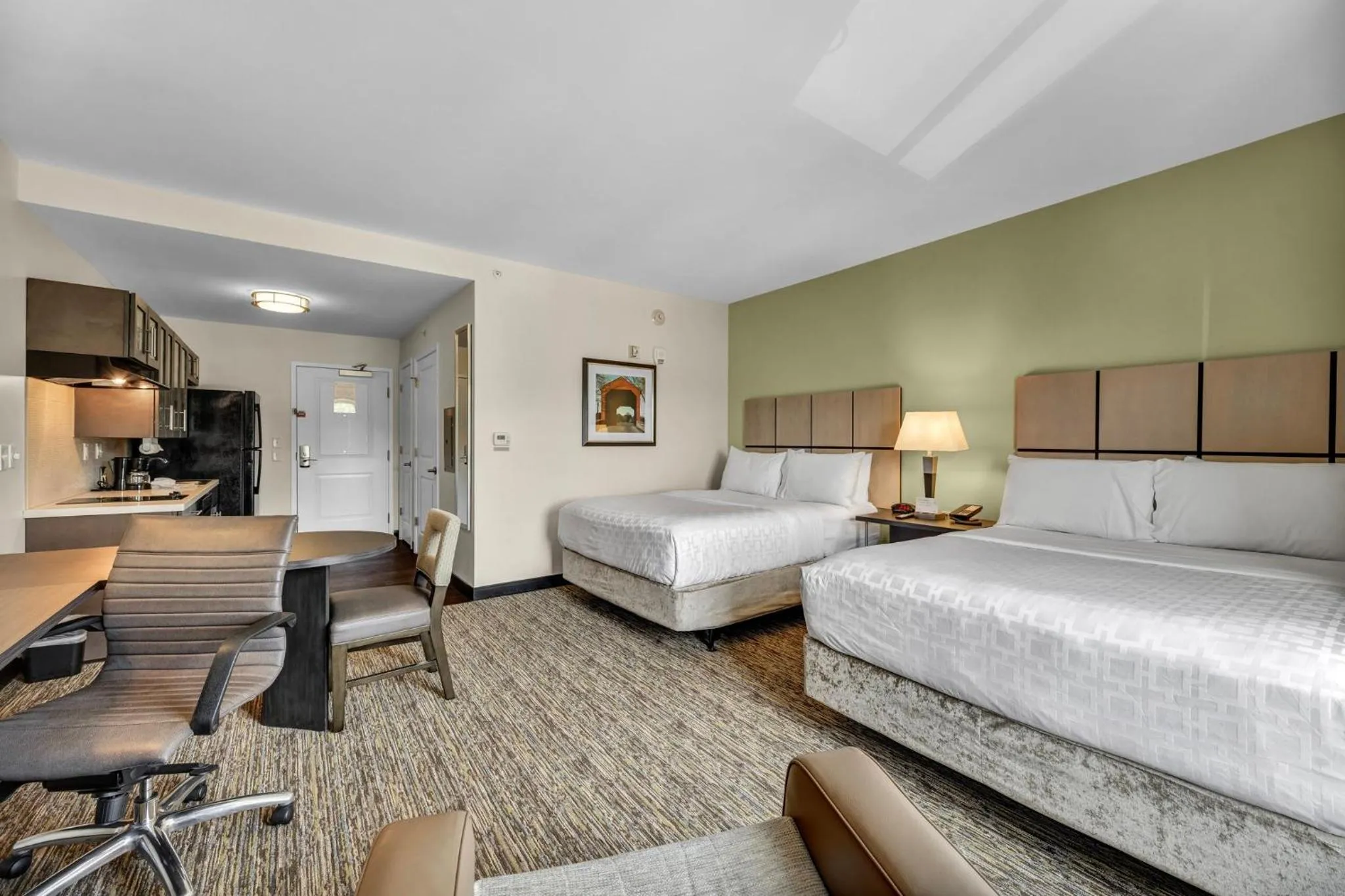 Photo of the whole room, Bed in Candlewood Suites - Dumfries - Quantico by IHG