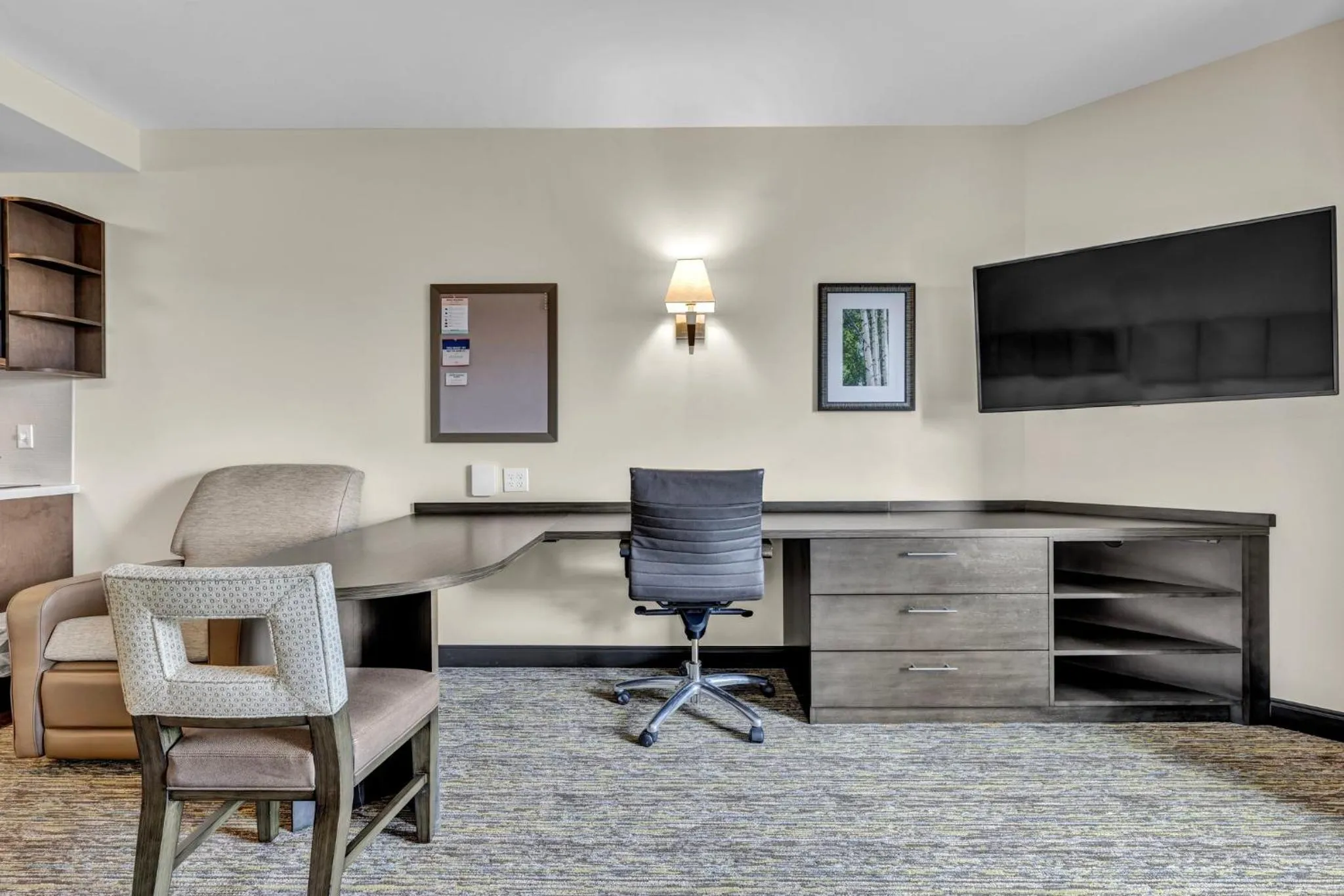 Photo of the whole room in Candlewood Suites - Dumfries - Quantico by IHG