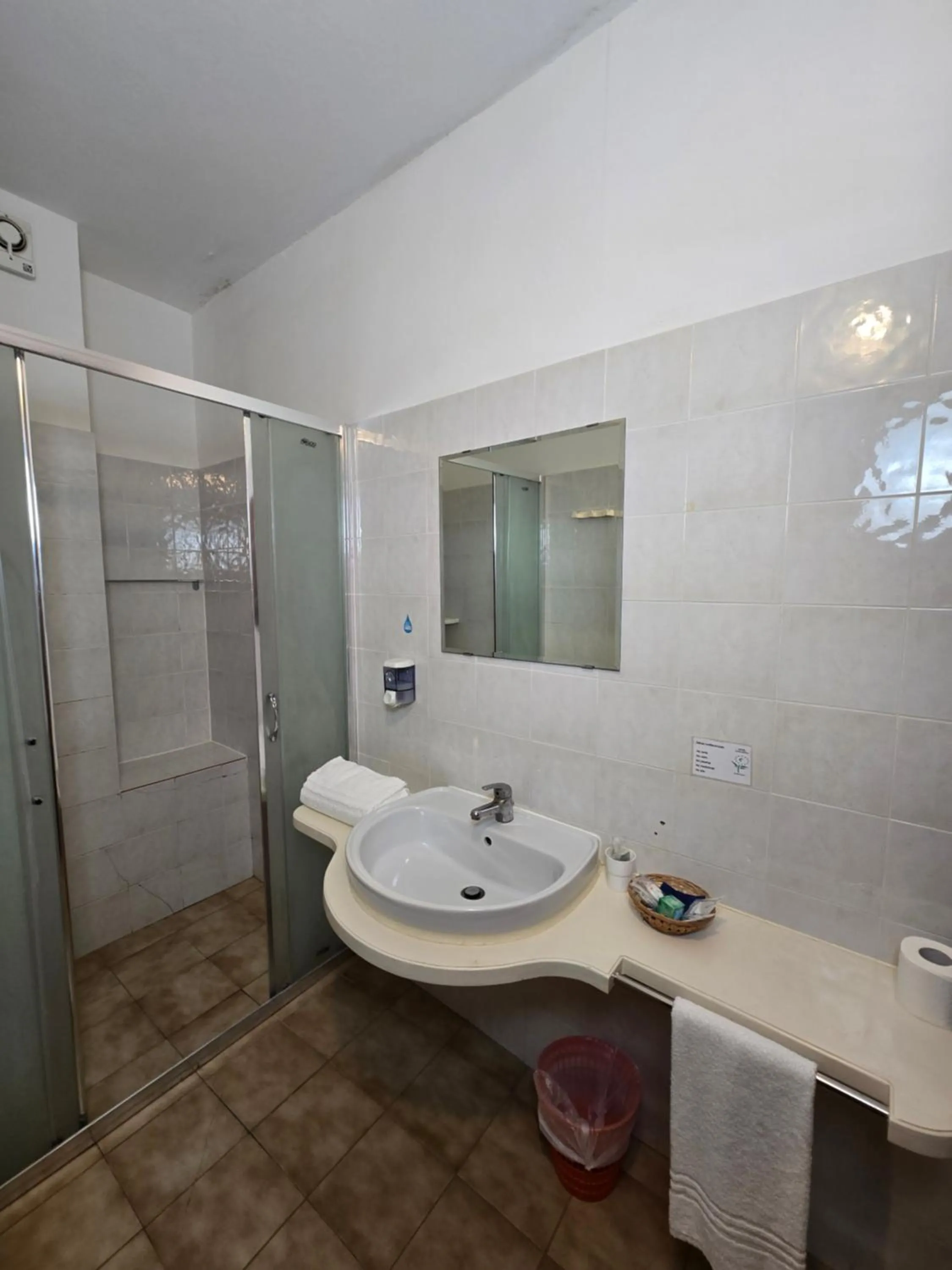 Triple Room in Albergo Lago Verde