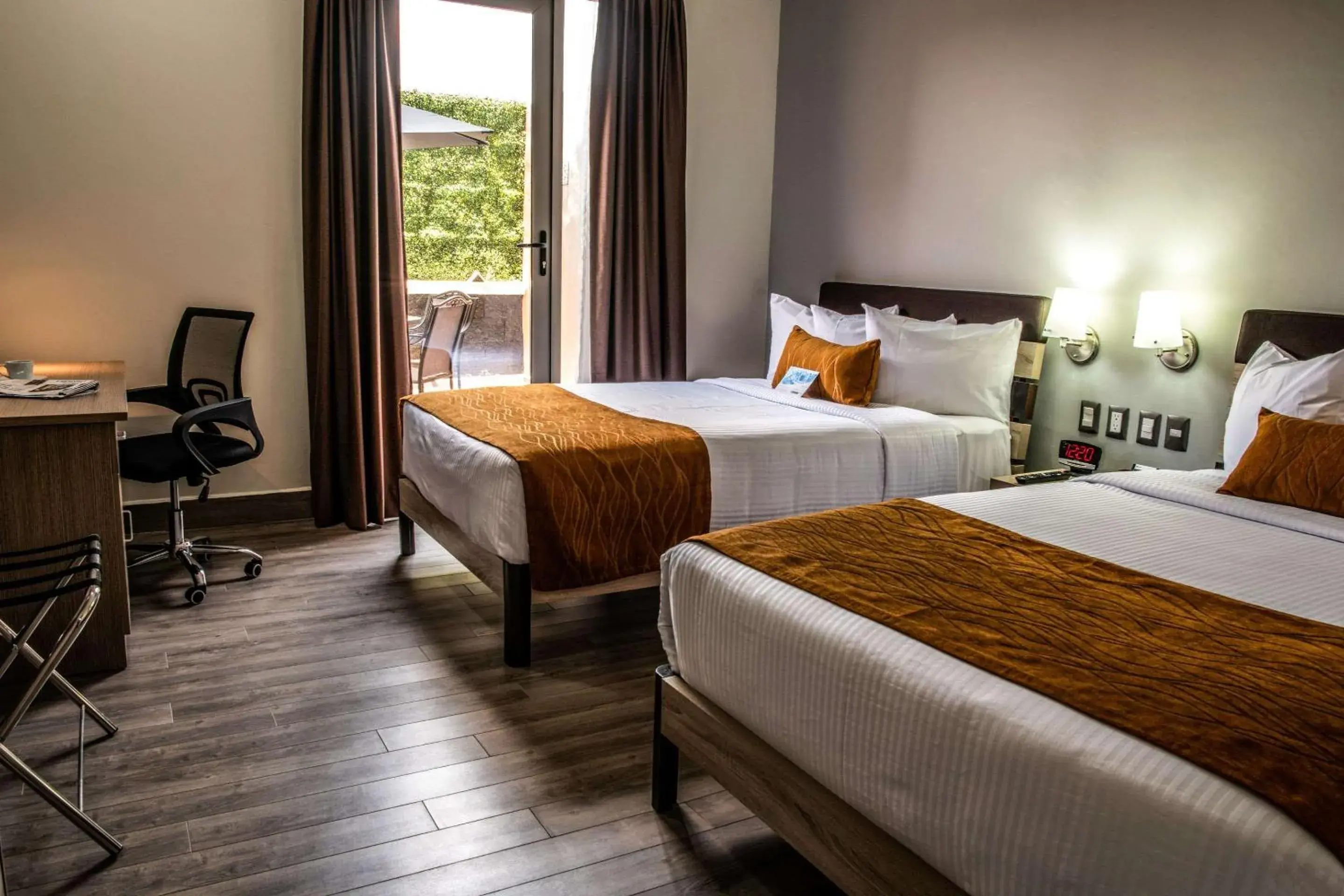 Photo of the whole room, Bed in Comfort Inn Irapuato Photo of the whole room, Bed in Comfort Inn Irapuato