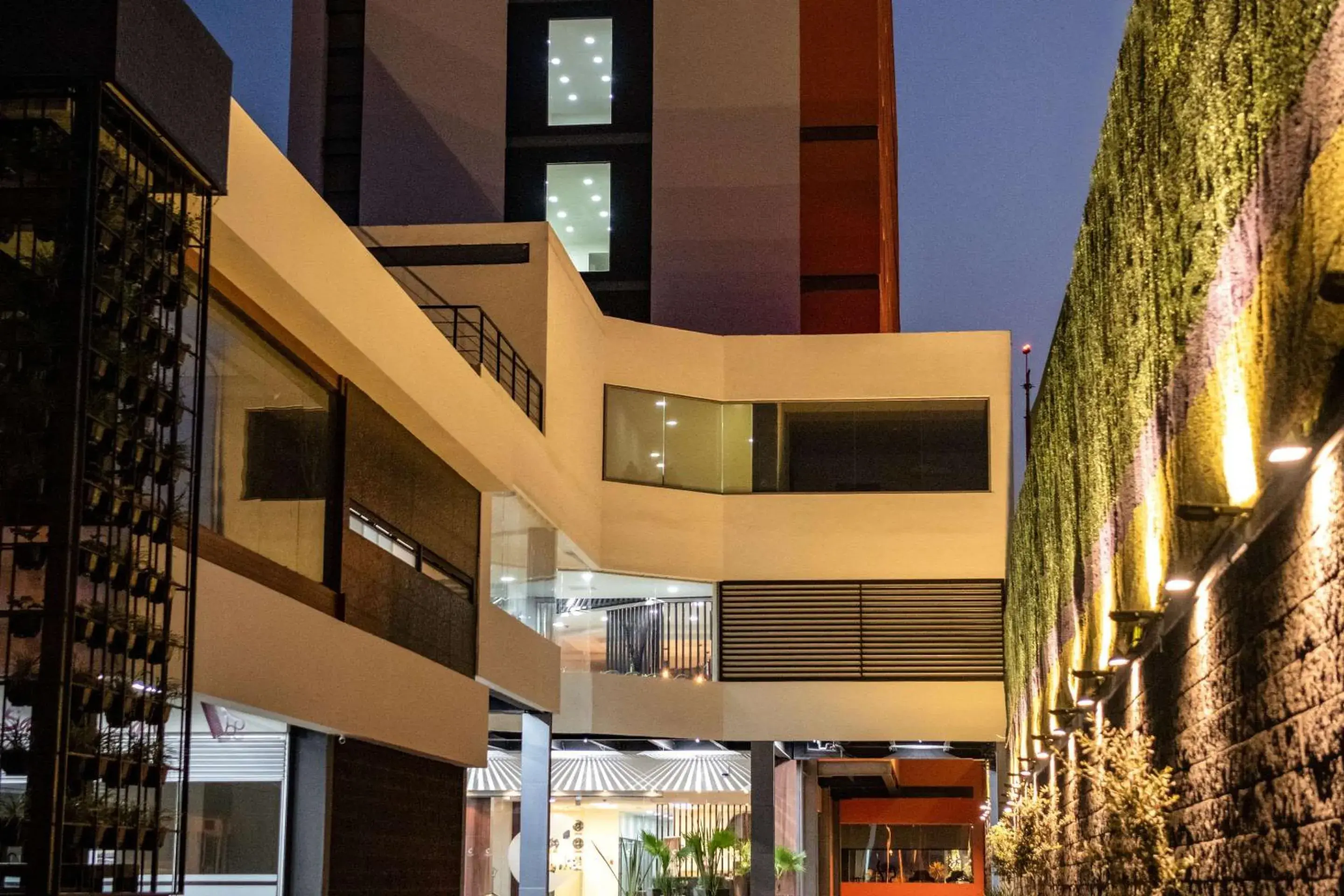 Property building in Comfort Inn Irapuato Property building in Comfort Inn Irapuato