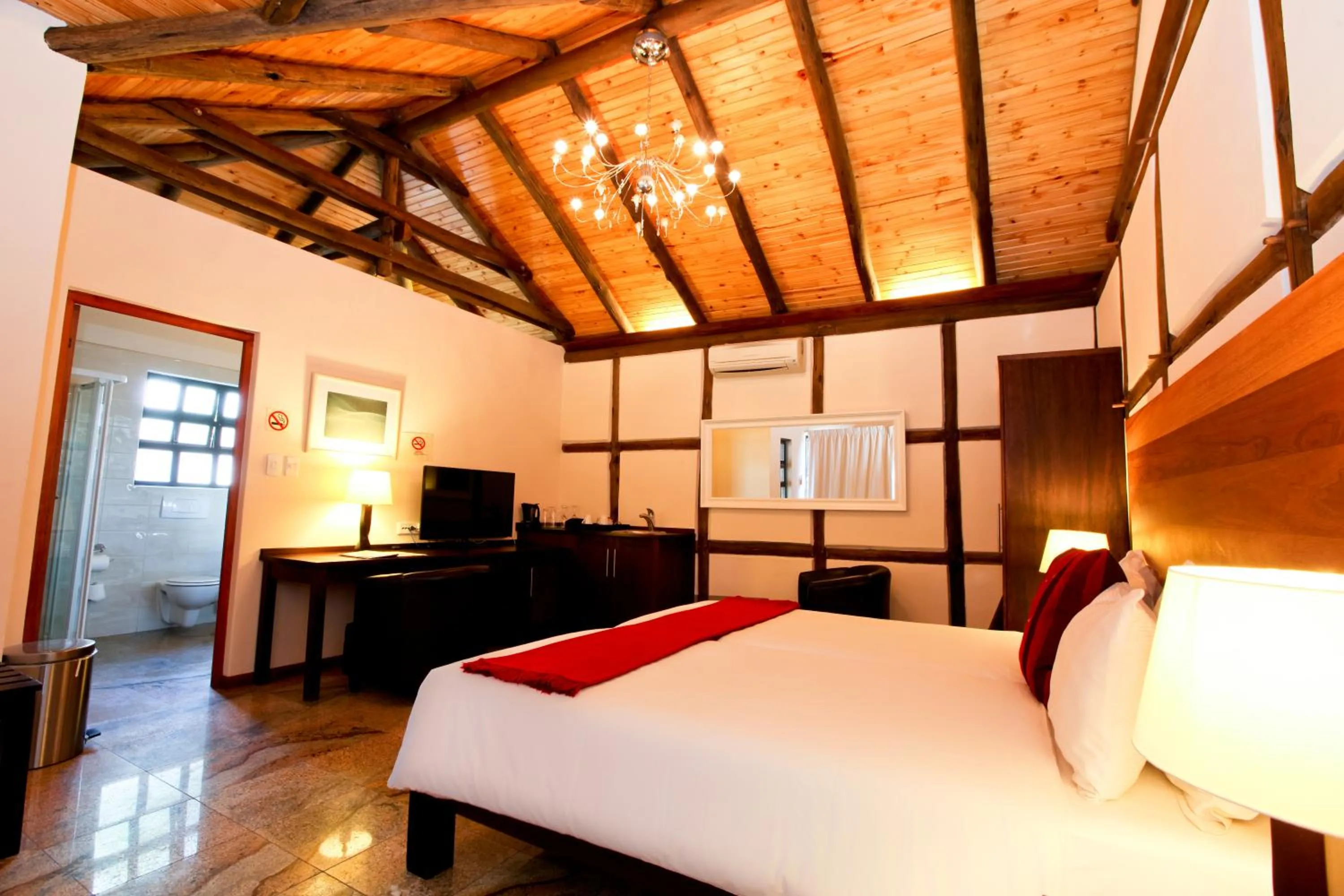 Day, Bed in Roof of Africa Hotel