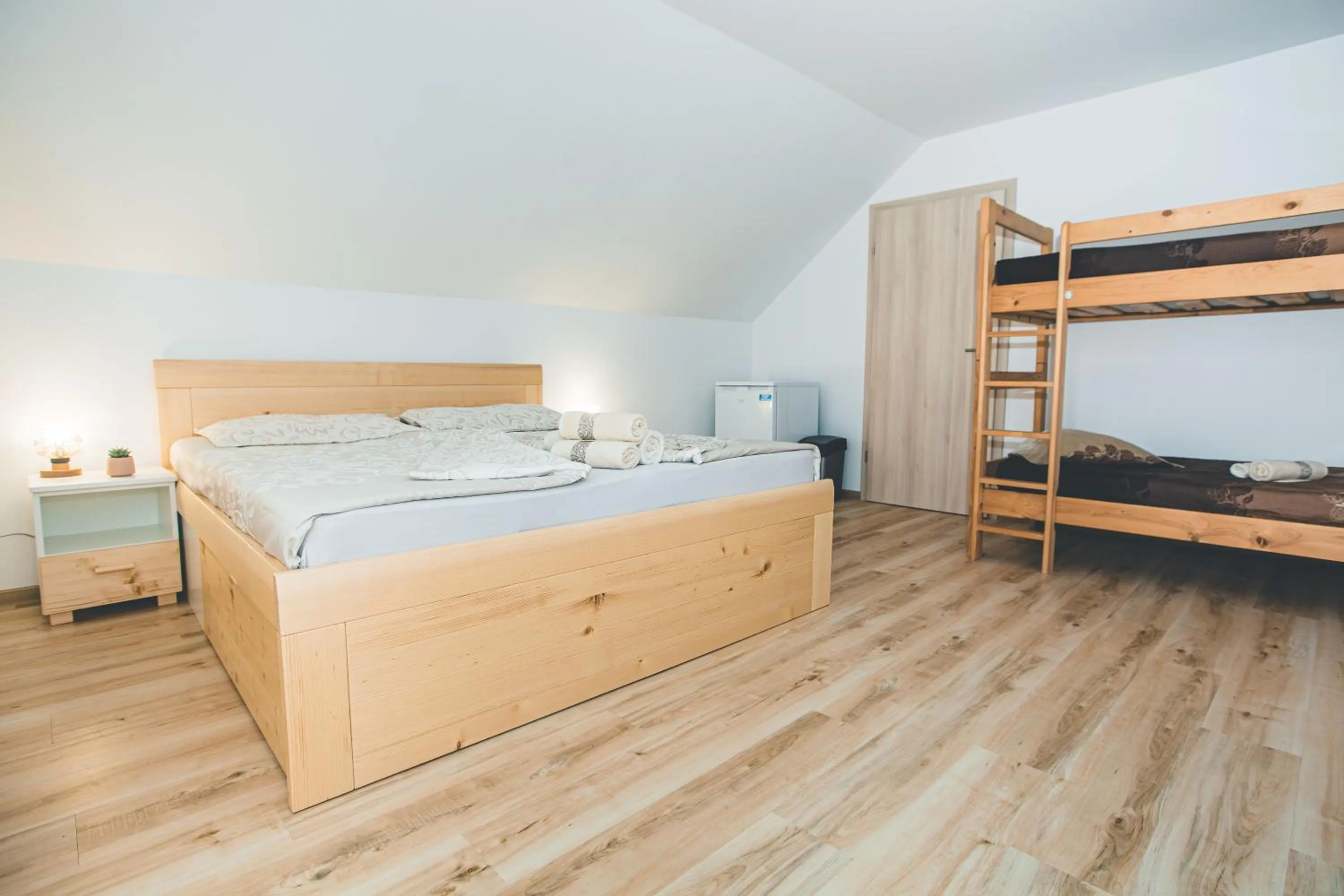 Classic Quadruple Room in Apartma pri Boštjanu