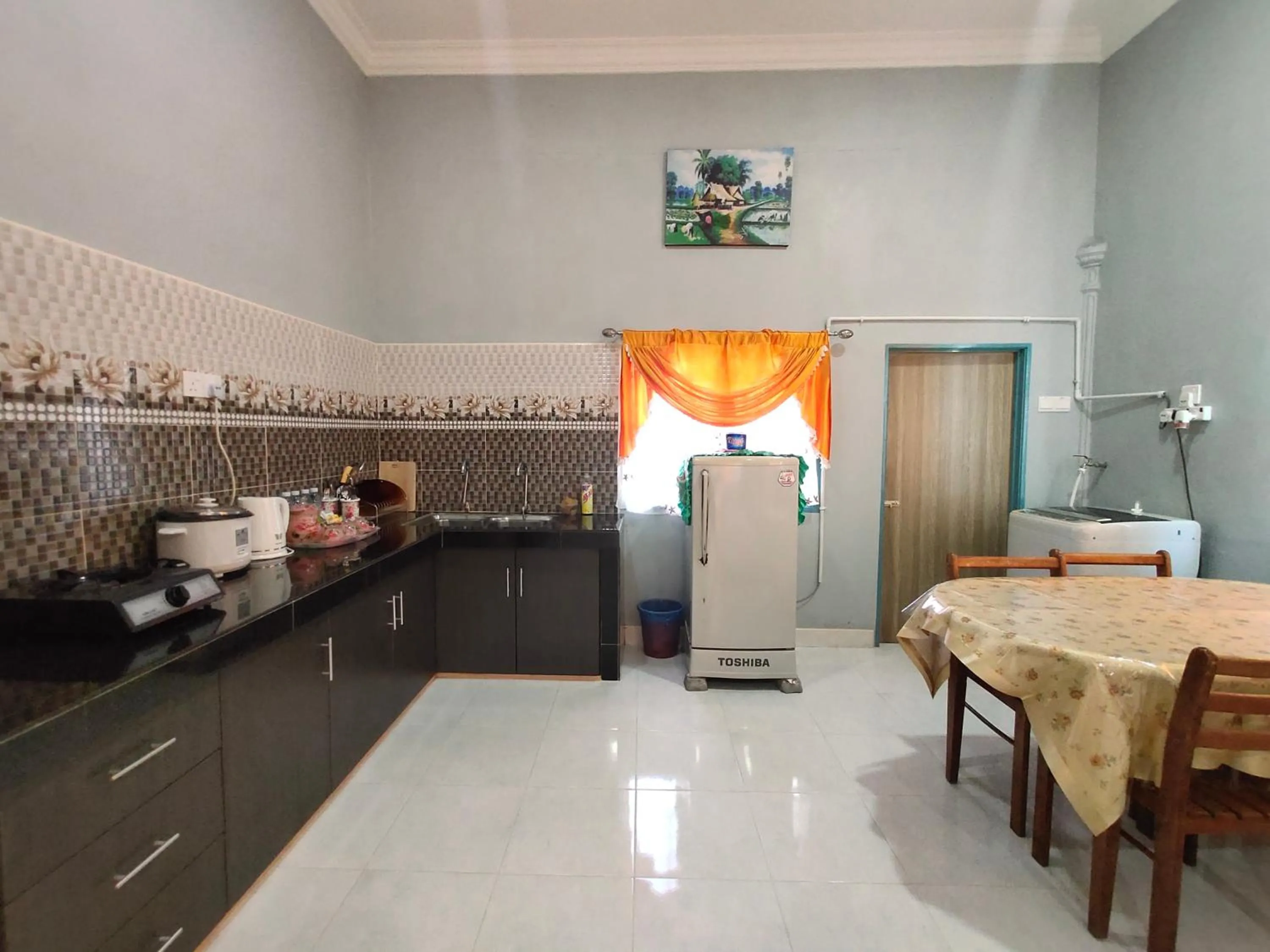 Ku's Roomstay