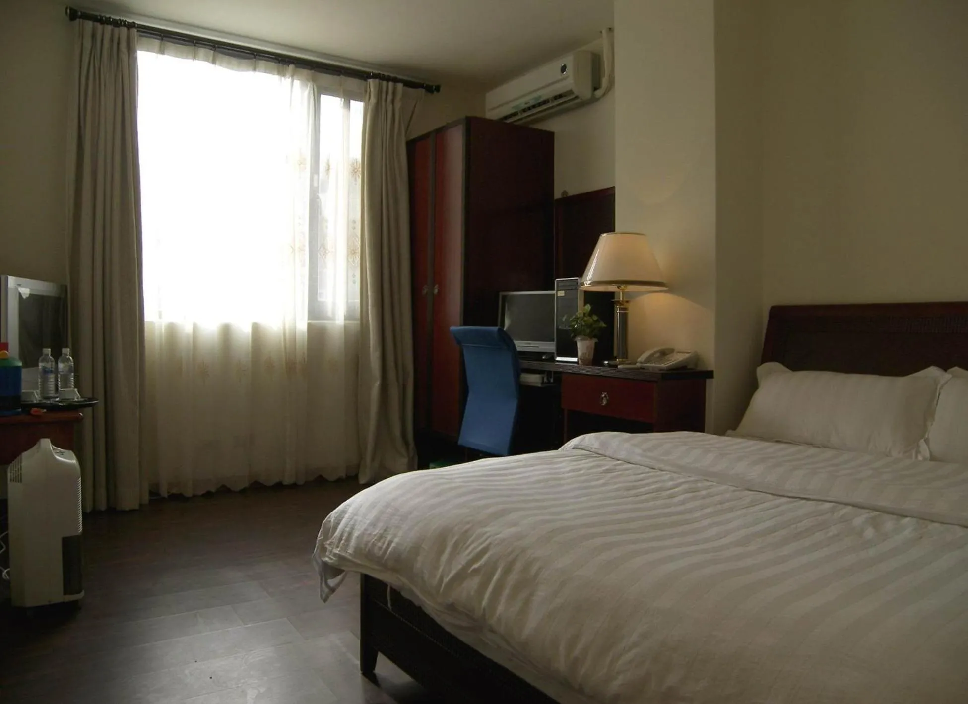 Bed in Dory Inn