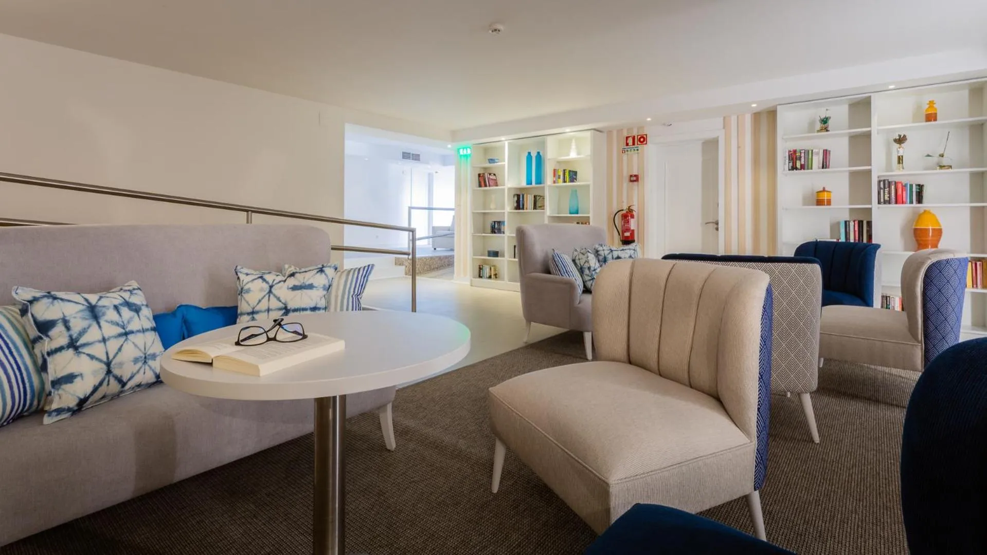 Library in Quinta do Lago Country Club