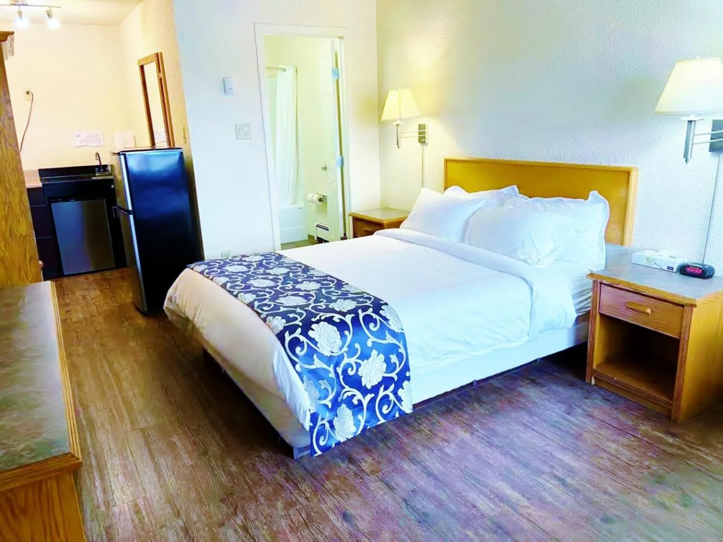 Bed in Grande Mountain Lodge