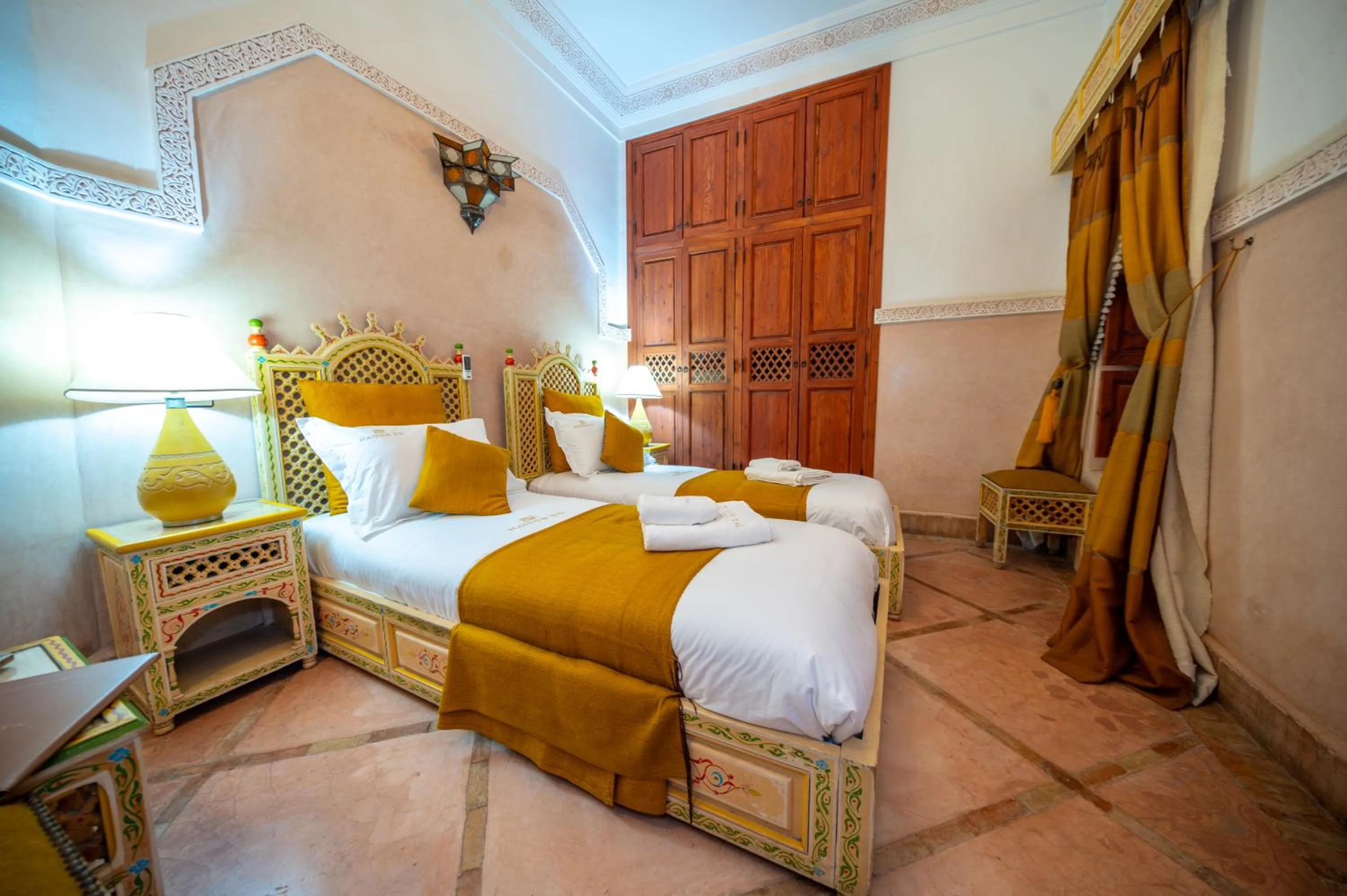 Bedroom, Bed in Maison Do