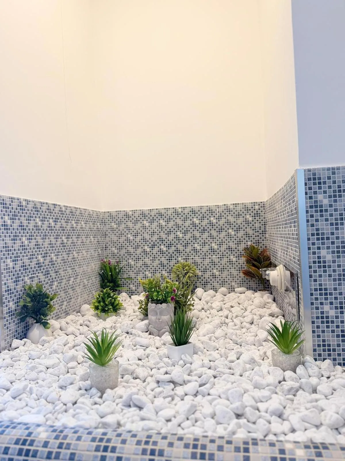 Decorative detail in Pharus Miseni Suites and rooms