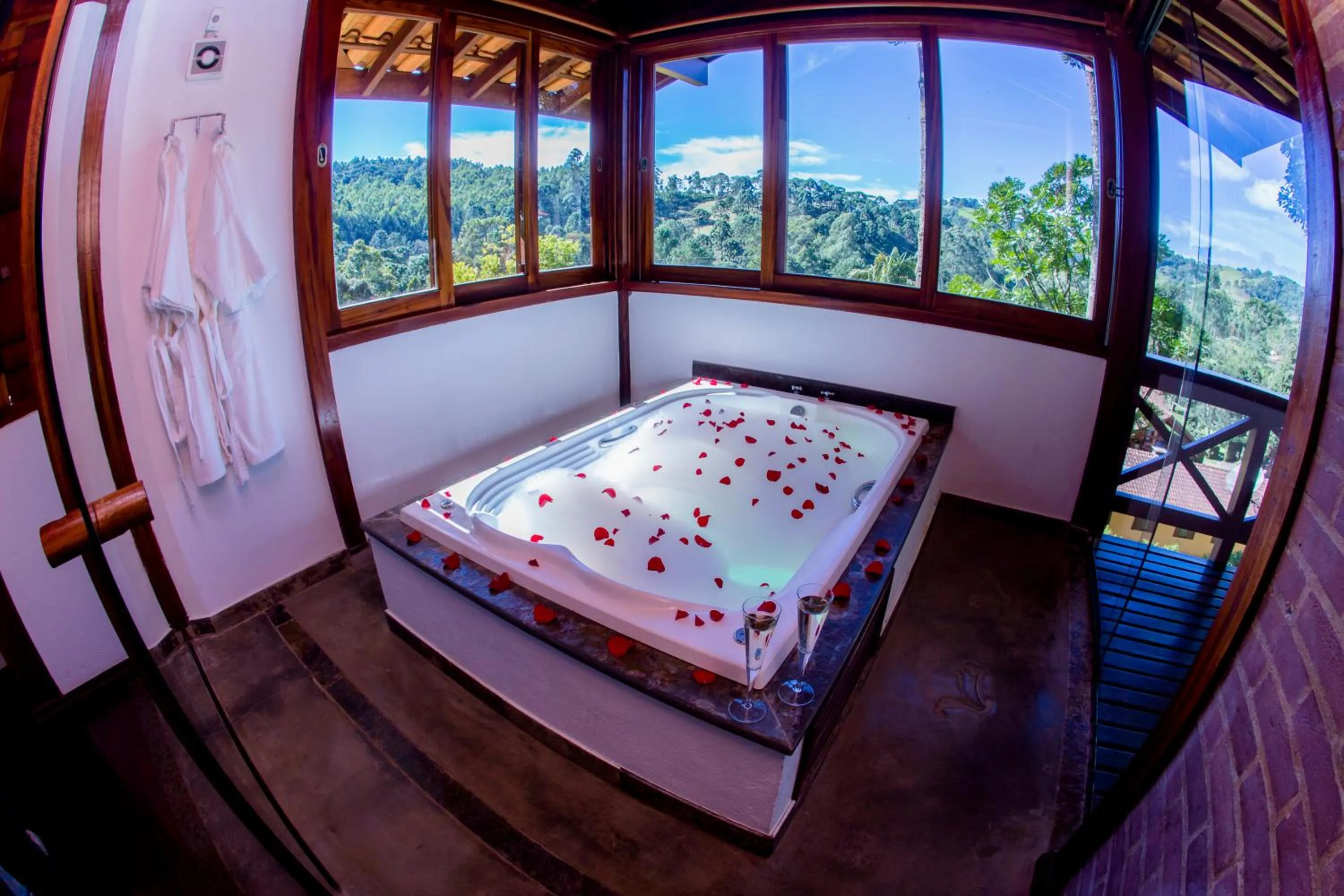 Mountain view, Bed in Pousada Vida Verde