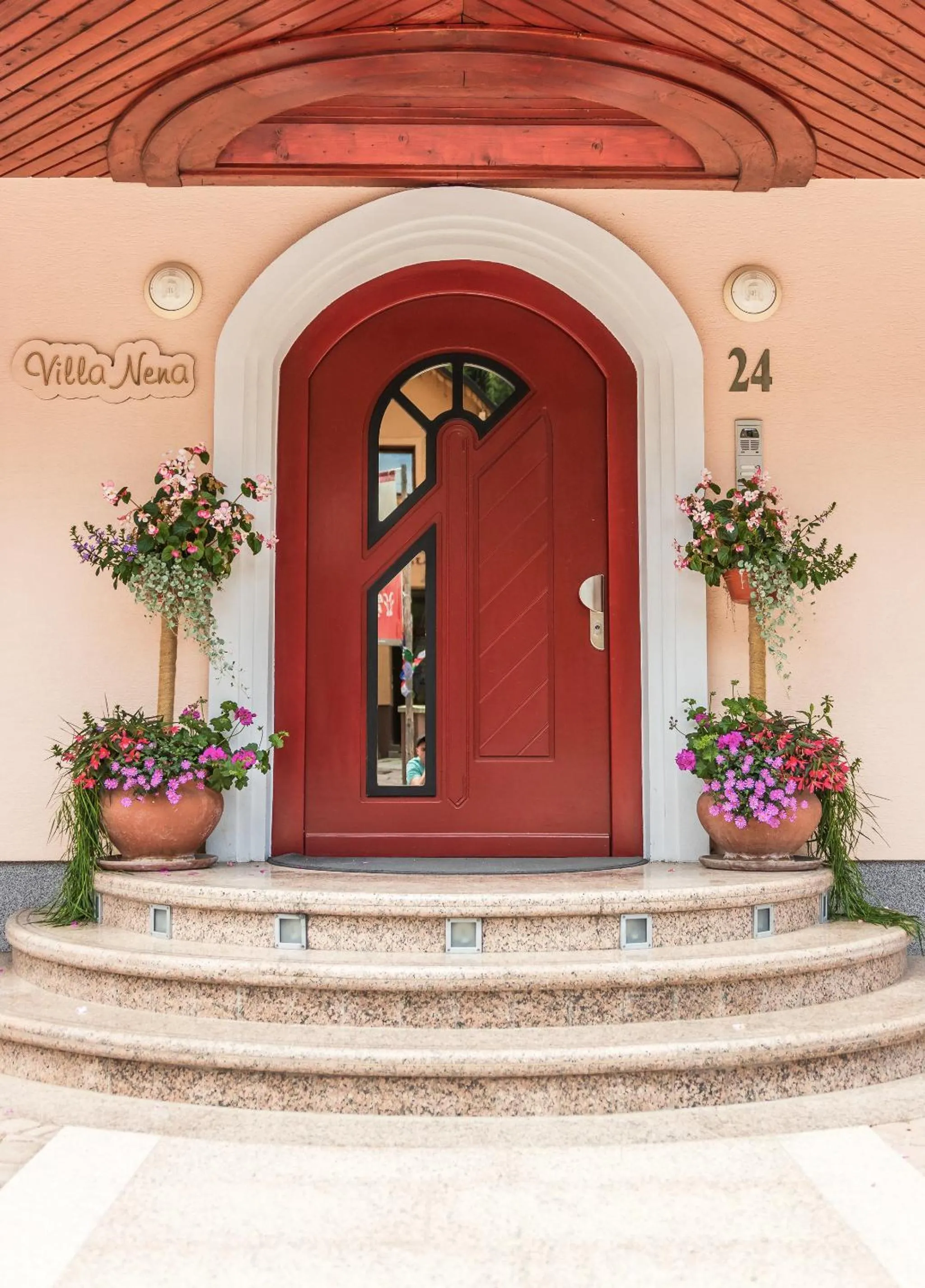 Facade/entrance in Villa Nena