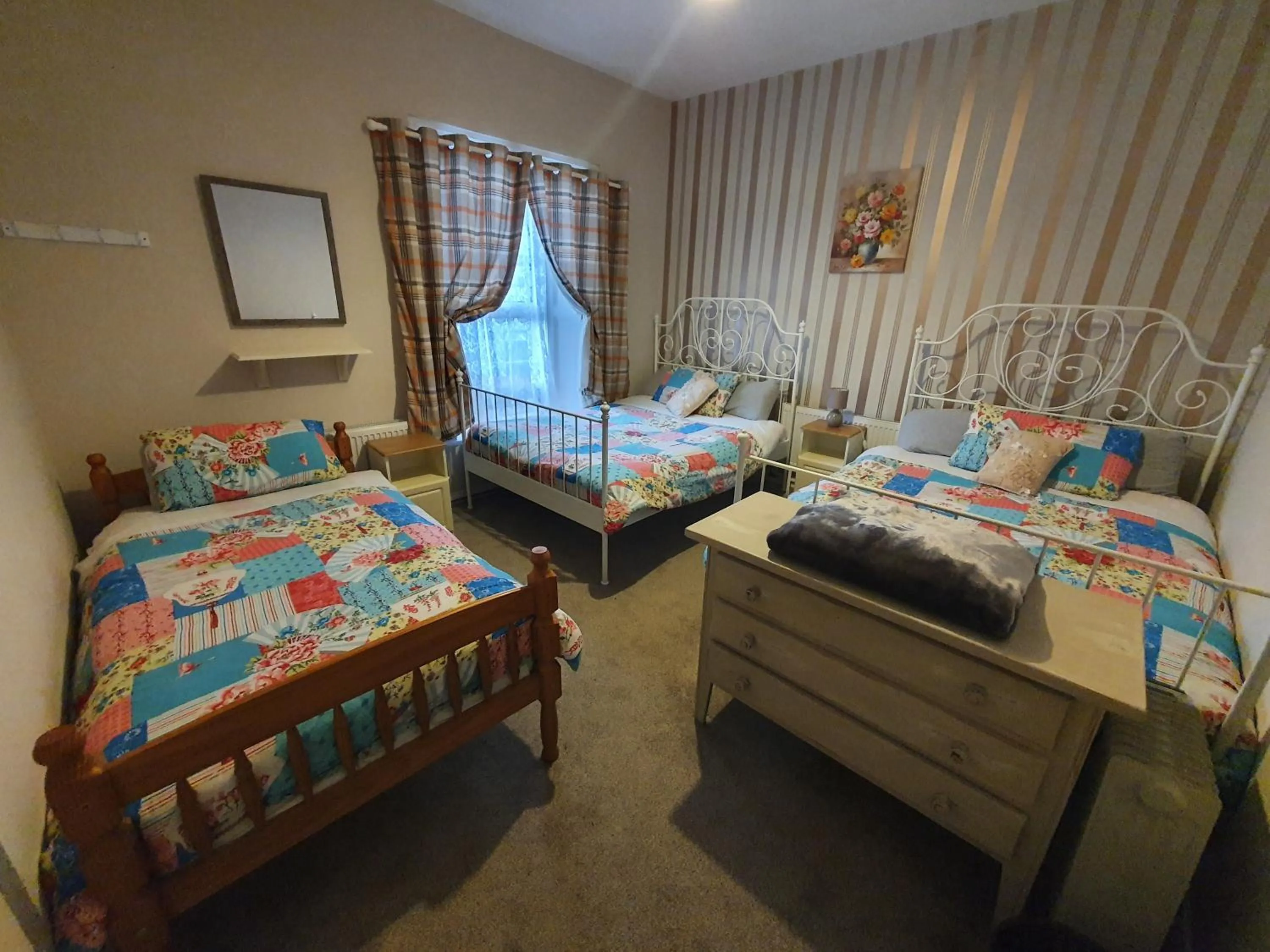 Bed in Gordon's Guesthouse