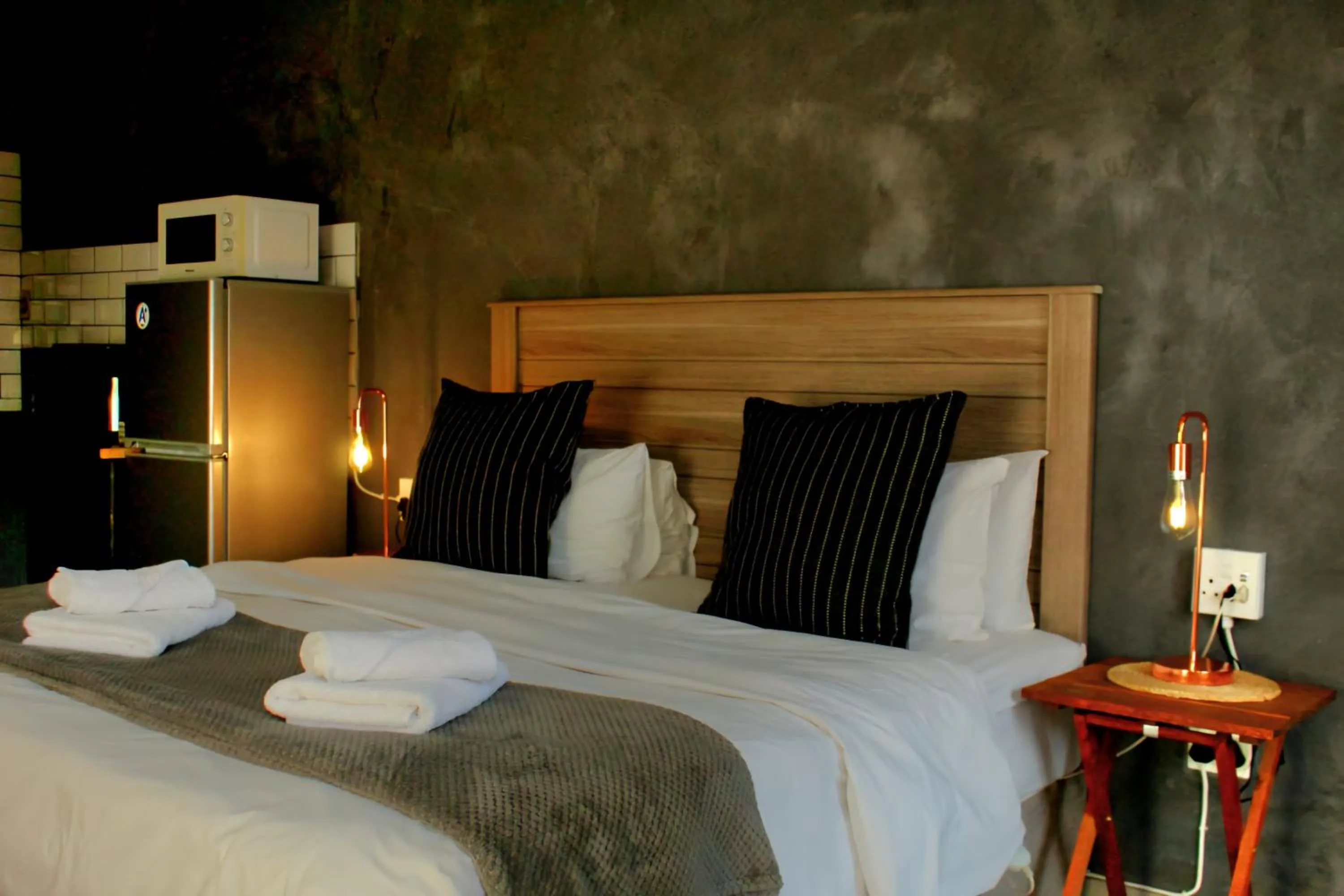 Bed in Livingwaters Self-Catering Accommodation