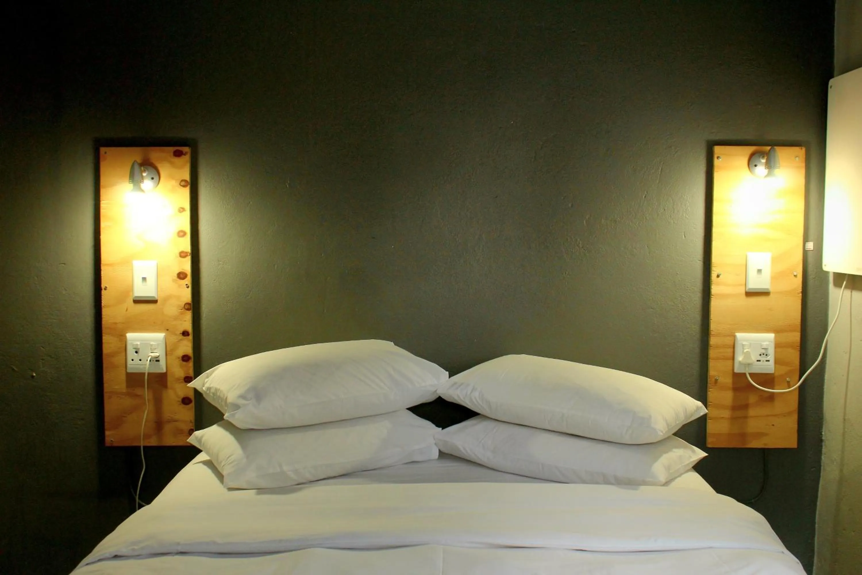Bed in Livingwaters Self-Catering Accommodation