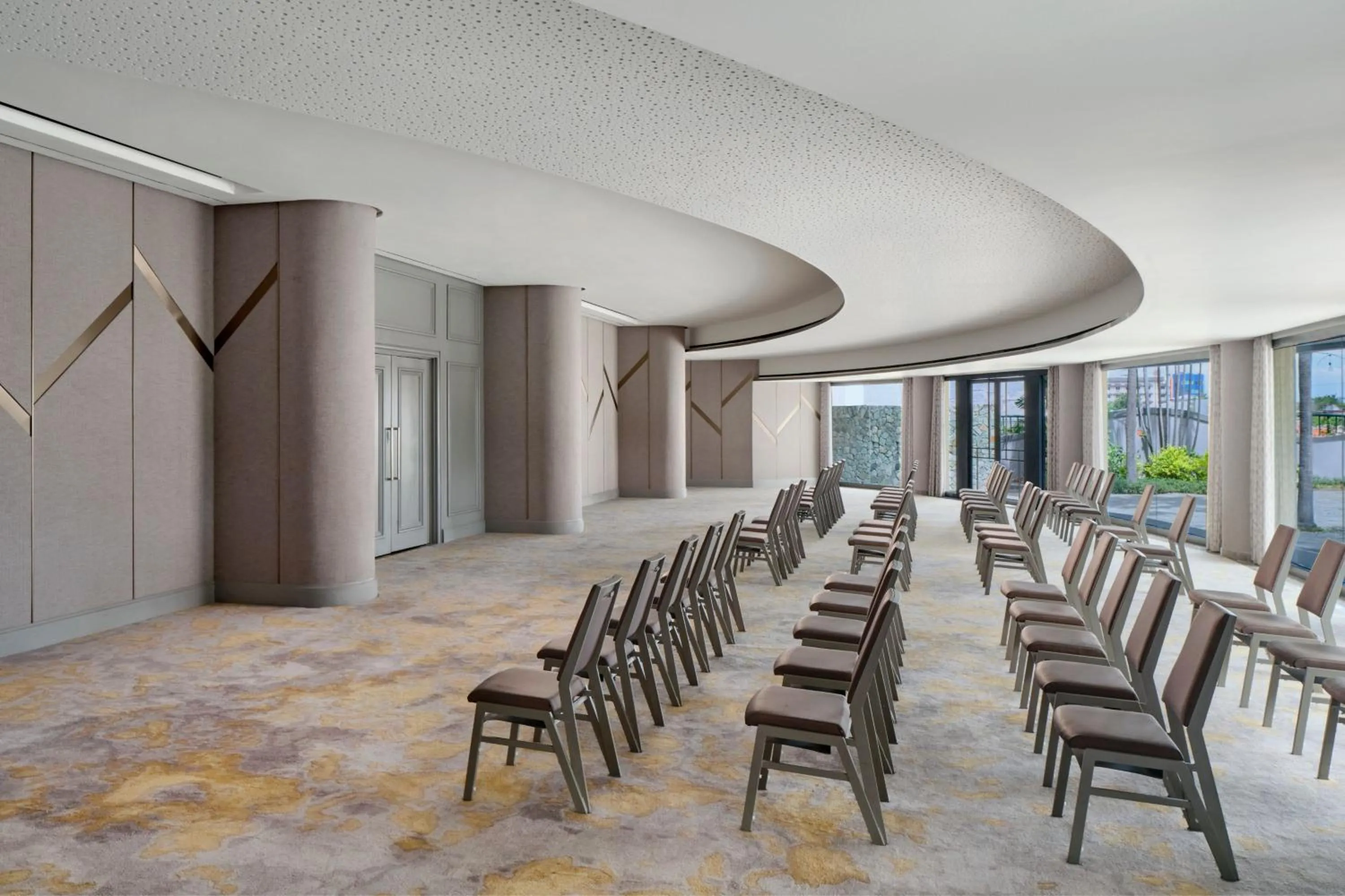 Meeting/conference room in Sheraton Surabaya Hotel & Towers