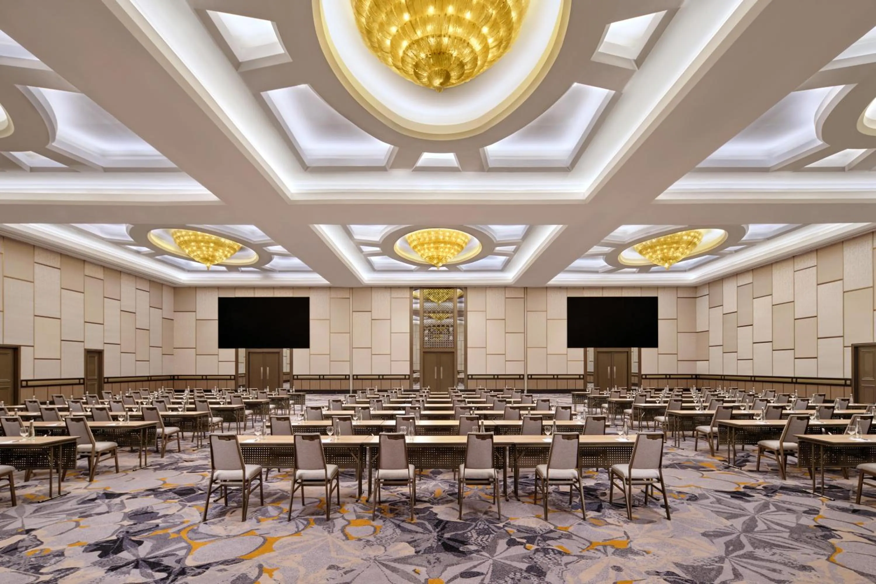 Meeting/conference room in Sheraton Surabaya Hotel & Towers
