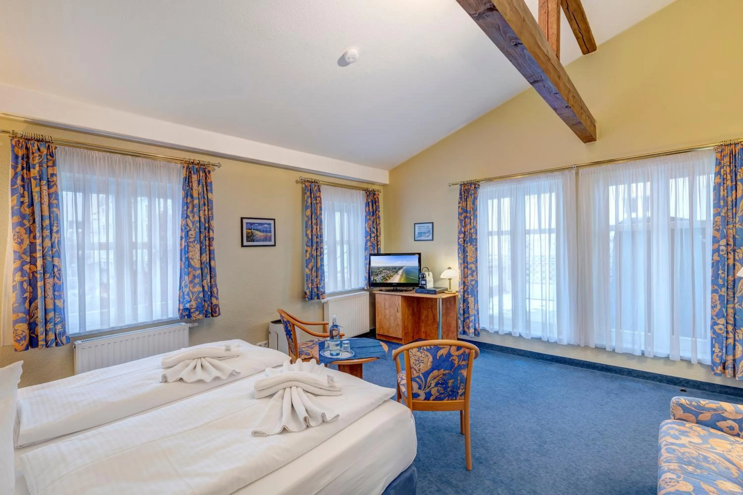 Bed in Haus Seeblick Hotel Garni & Ferienwohnungen