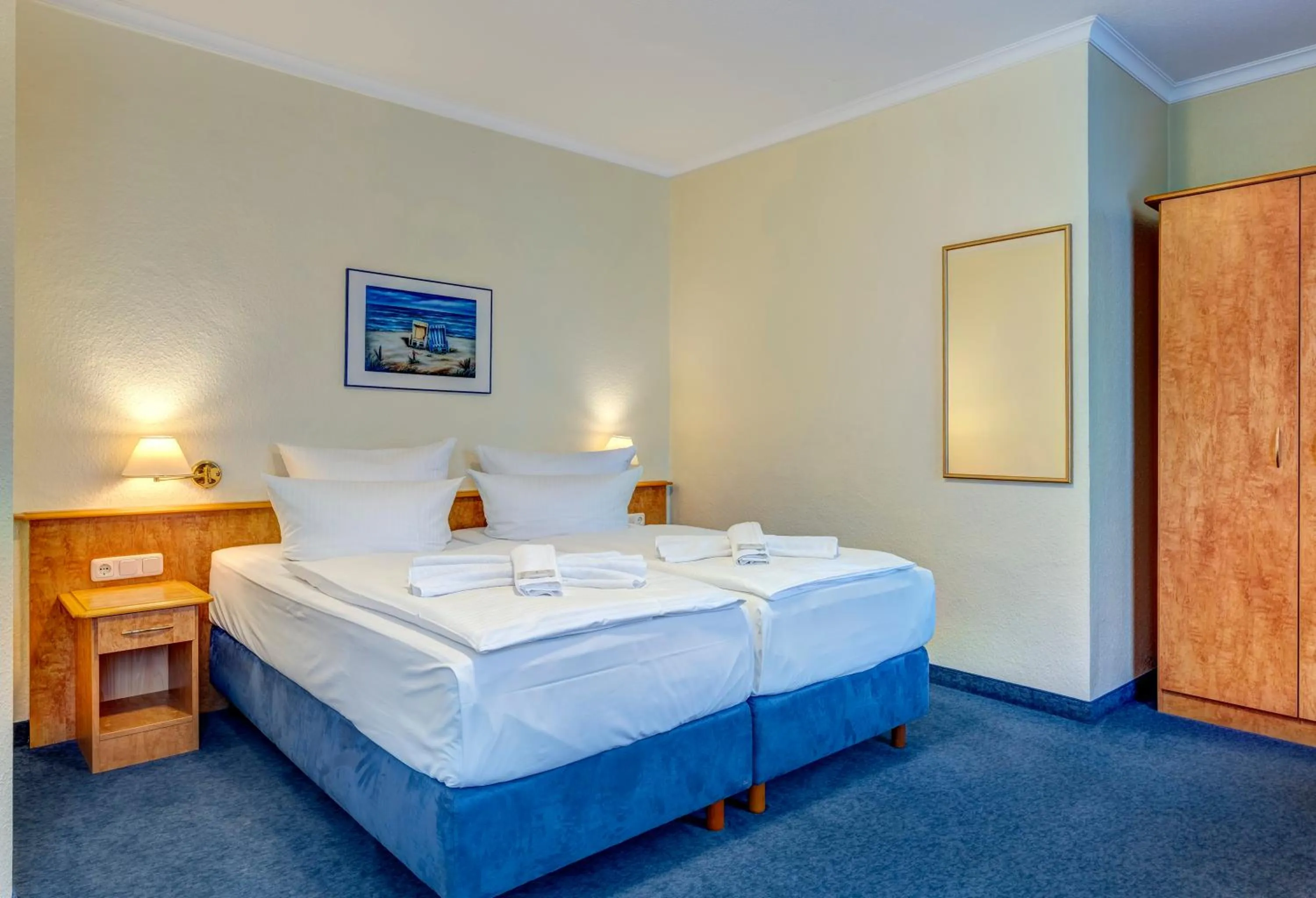 Bed in Haus Seeblick Hotel Garni & Ferienwohnungen