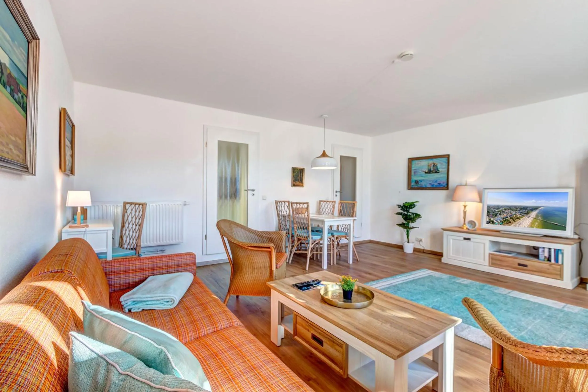 TV and multimedia in Haus Seeblick Hotel Garni & Ferienwohnungen