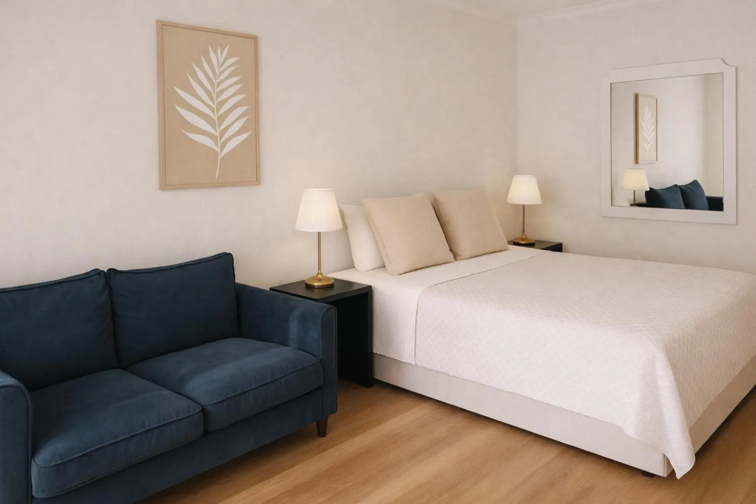 Bed in Cooks Endeavour Motor Inn Tweed Heads near Gold Coast Airport