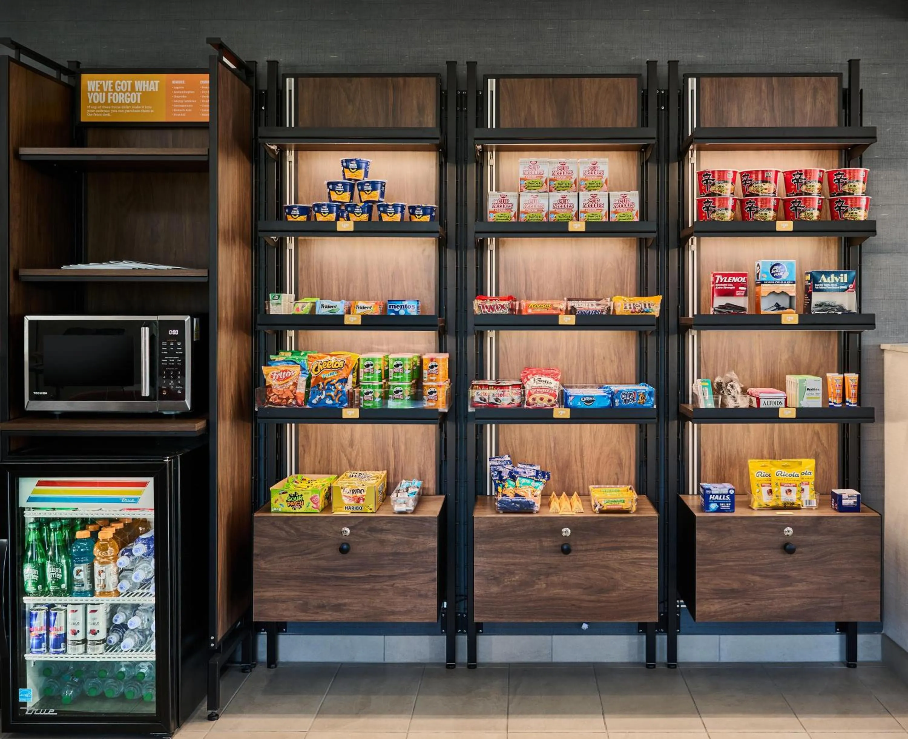Lobby or reception in Hampton Inn & Suites Hermosa Beach