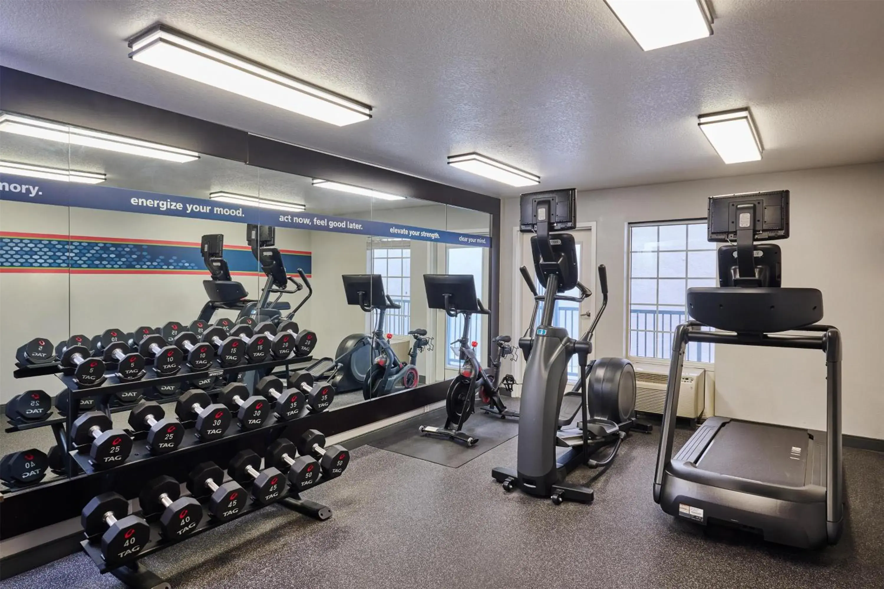 Fitness centre/facilities in Hampton Inn & Suites Hermosa Beach Fitness centre/facilities in Hampton Inn & Suites Hermosa Beach
