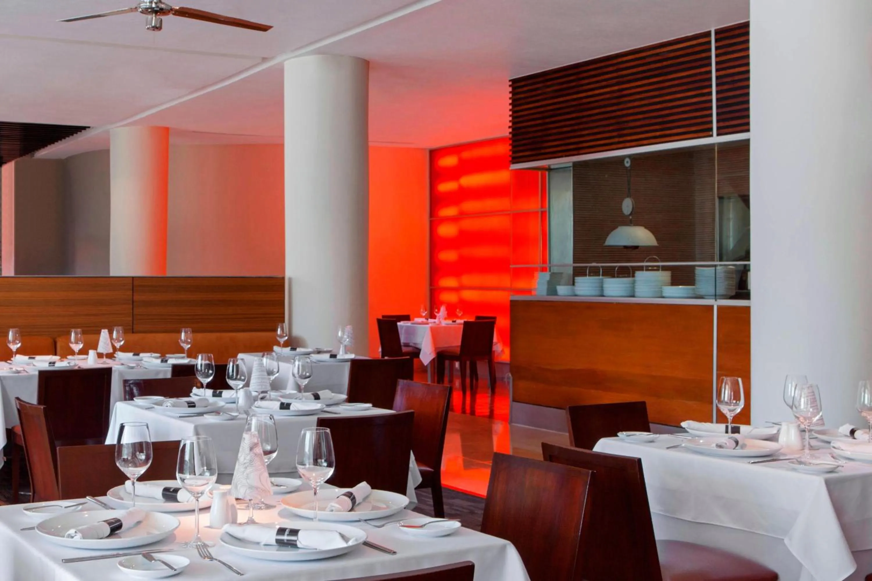 Restaurant/places to eat in Le Méridien Mexico City Reforma