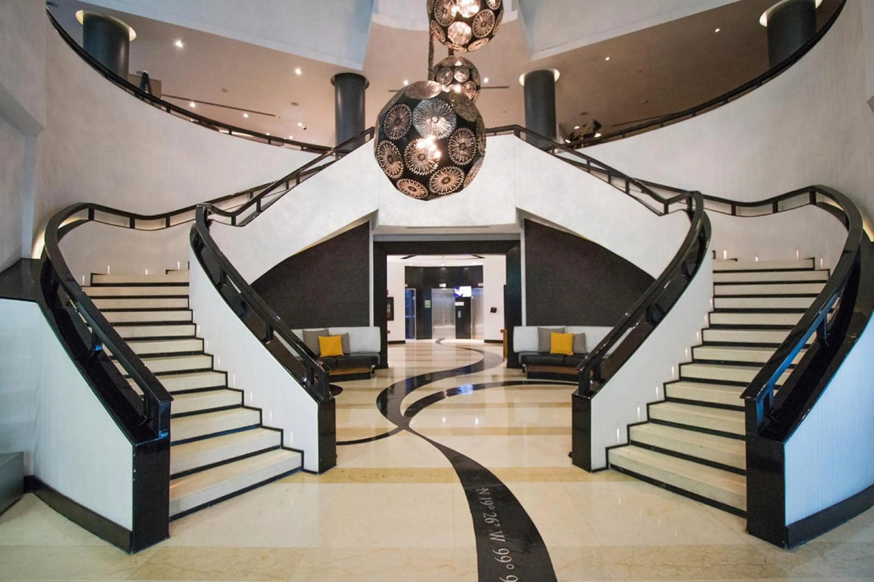 Lobby or reception in Le Méridien Mexico City Reforma