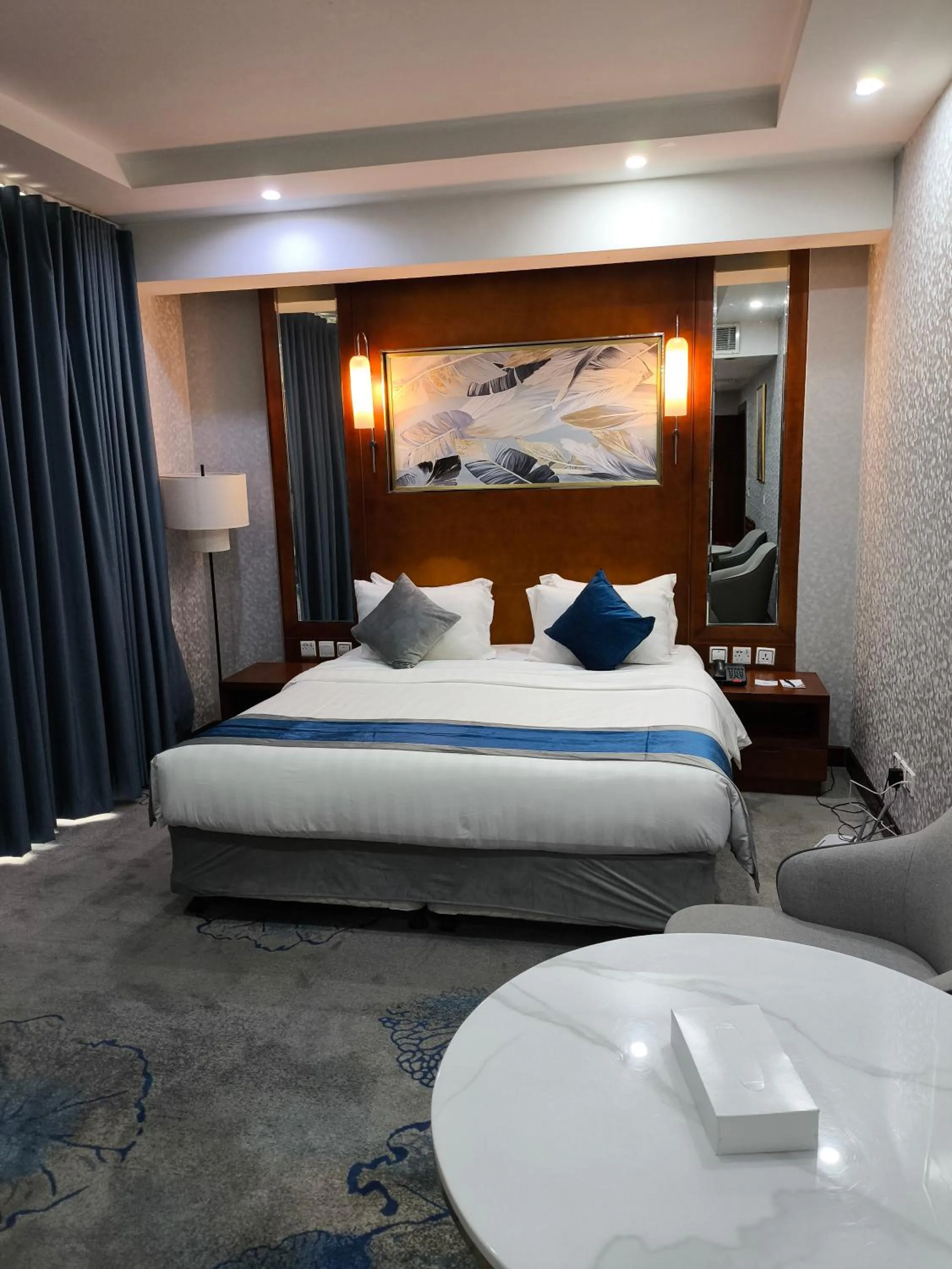 Guests in Warwick Al Dabab Riyadh - Nuzul Al Dabab