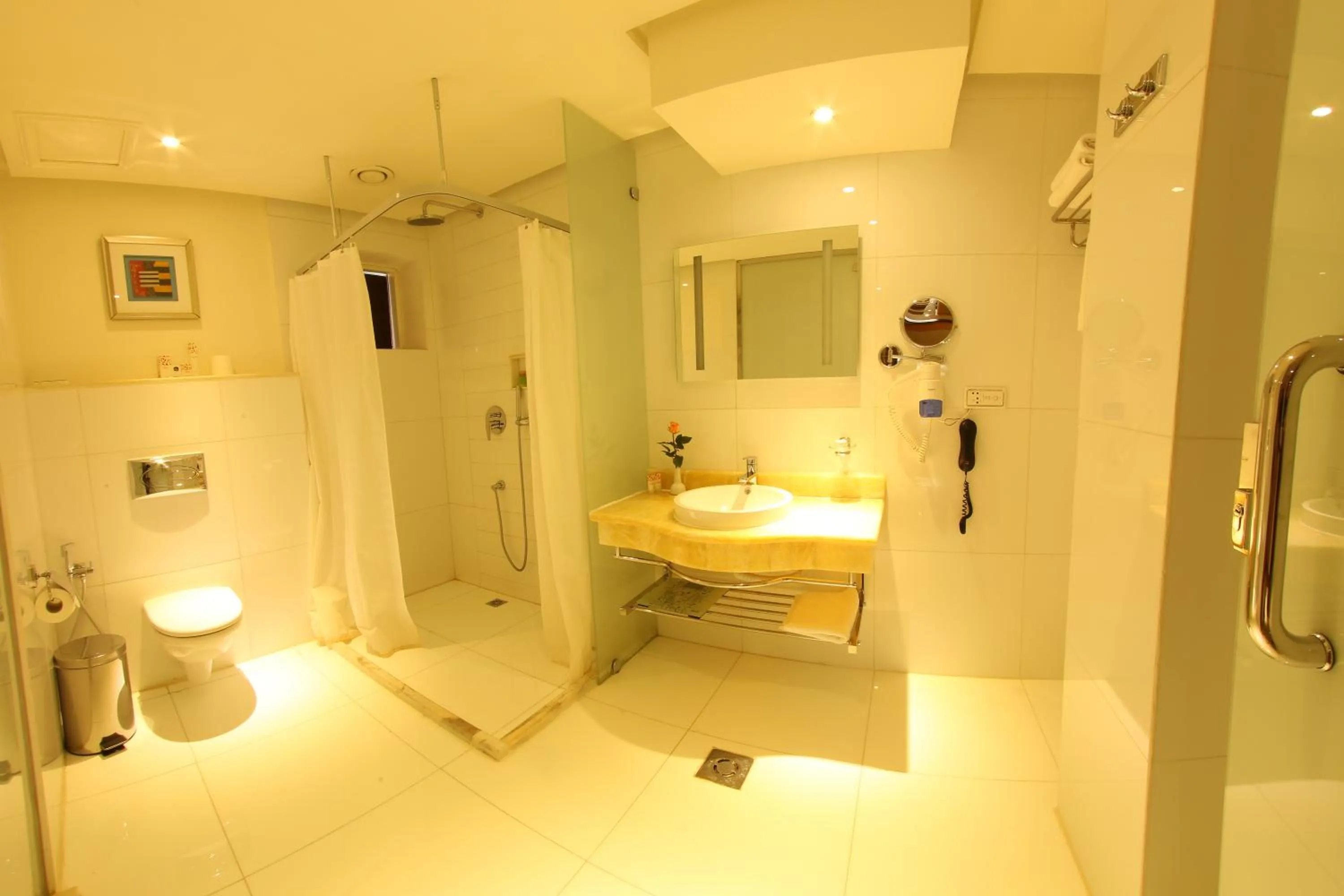 Bathroom in Warwick Al Dabab Riyadh - Nuzul Al Dabab